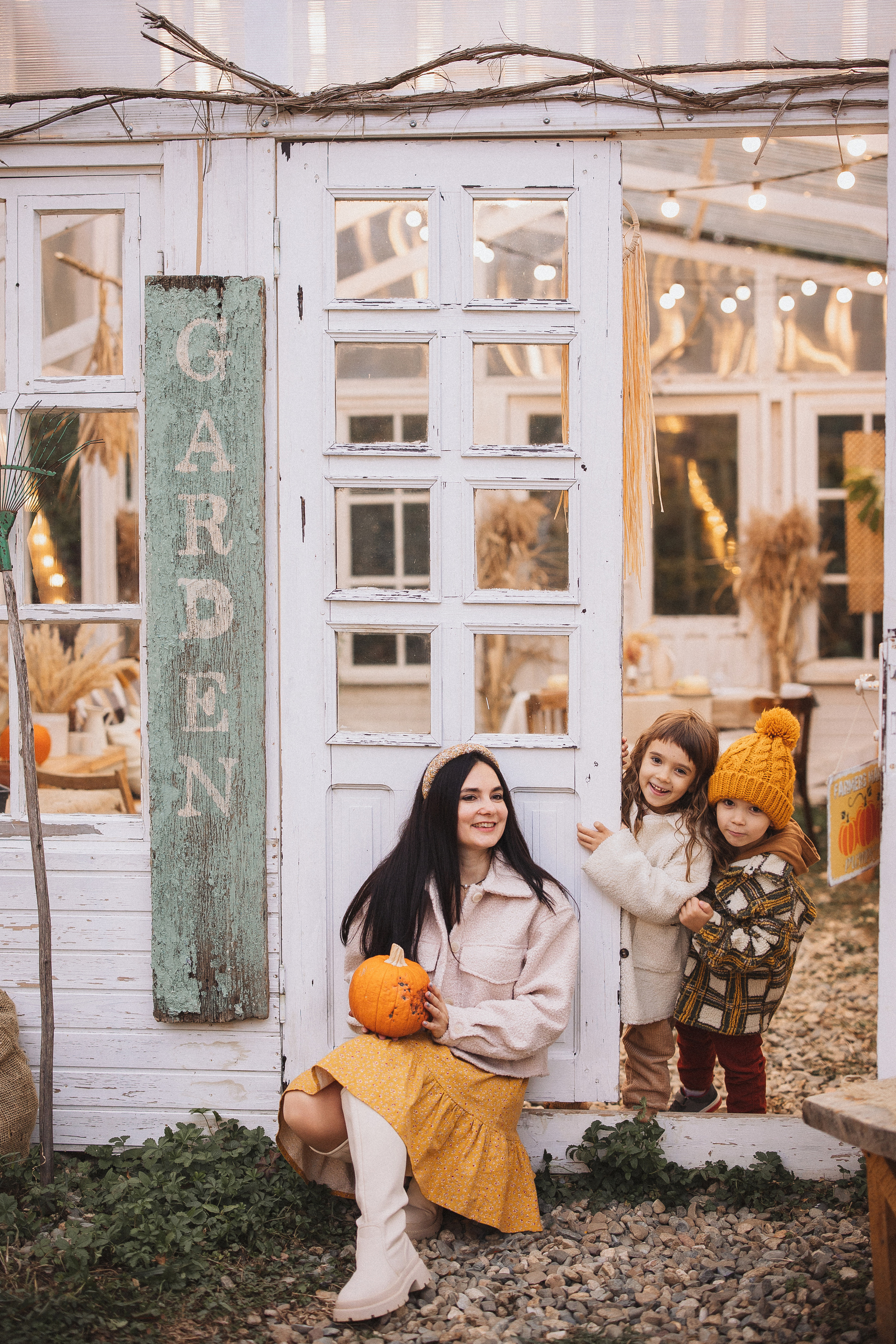 Семейная фотосессия в загородной фотостудии, Clover Dacha. Семейный и детский фотограф в Краснодаре Анна Трашкова