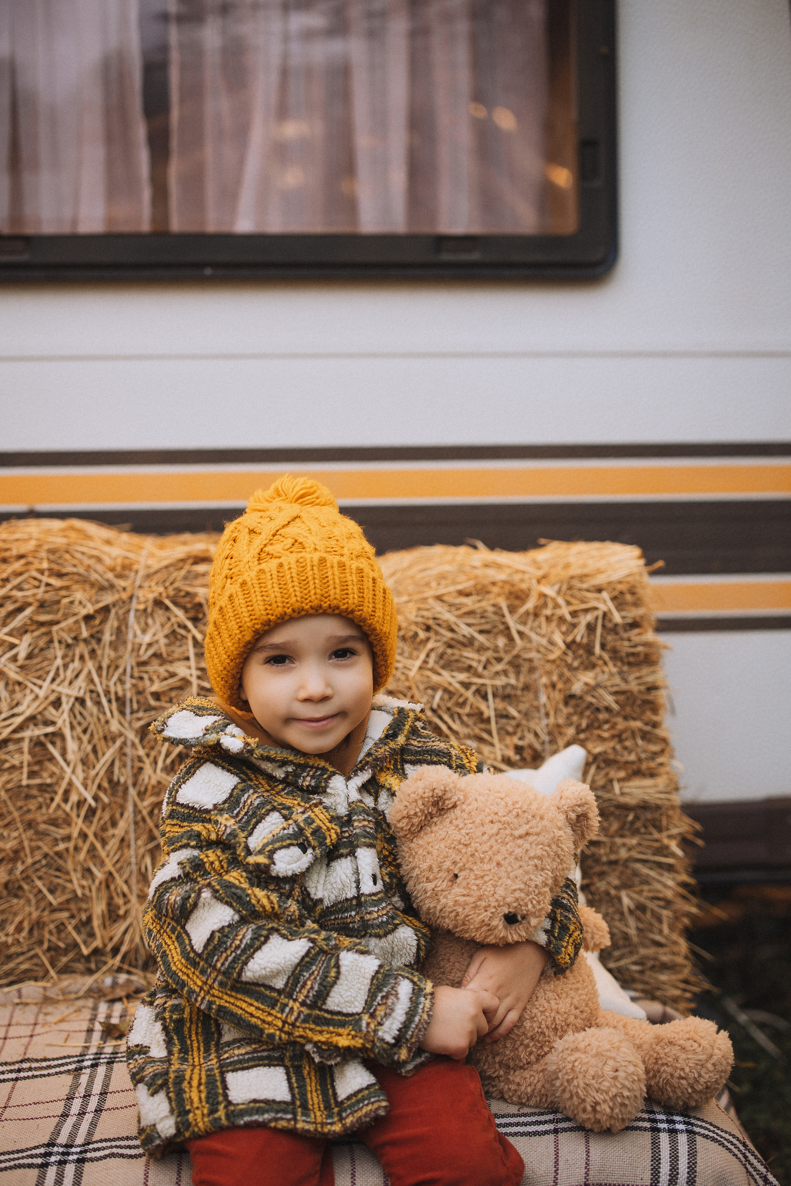 Семейная фотосессия в загородной фотостудии, Clover Dacha. Семейный и детский фотограф в Краснодаре Анна Трашкова
