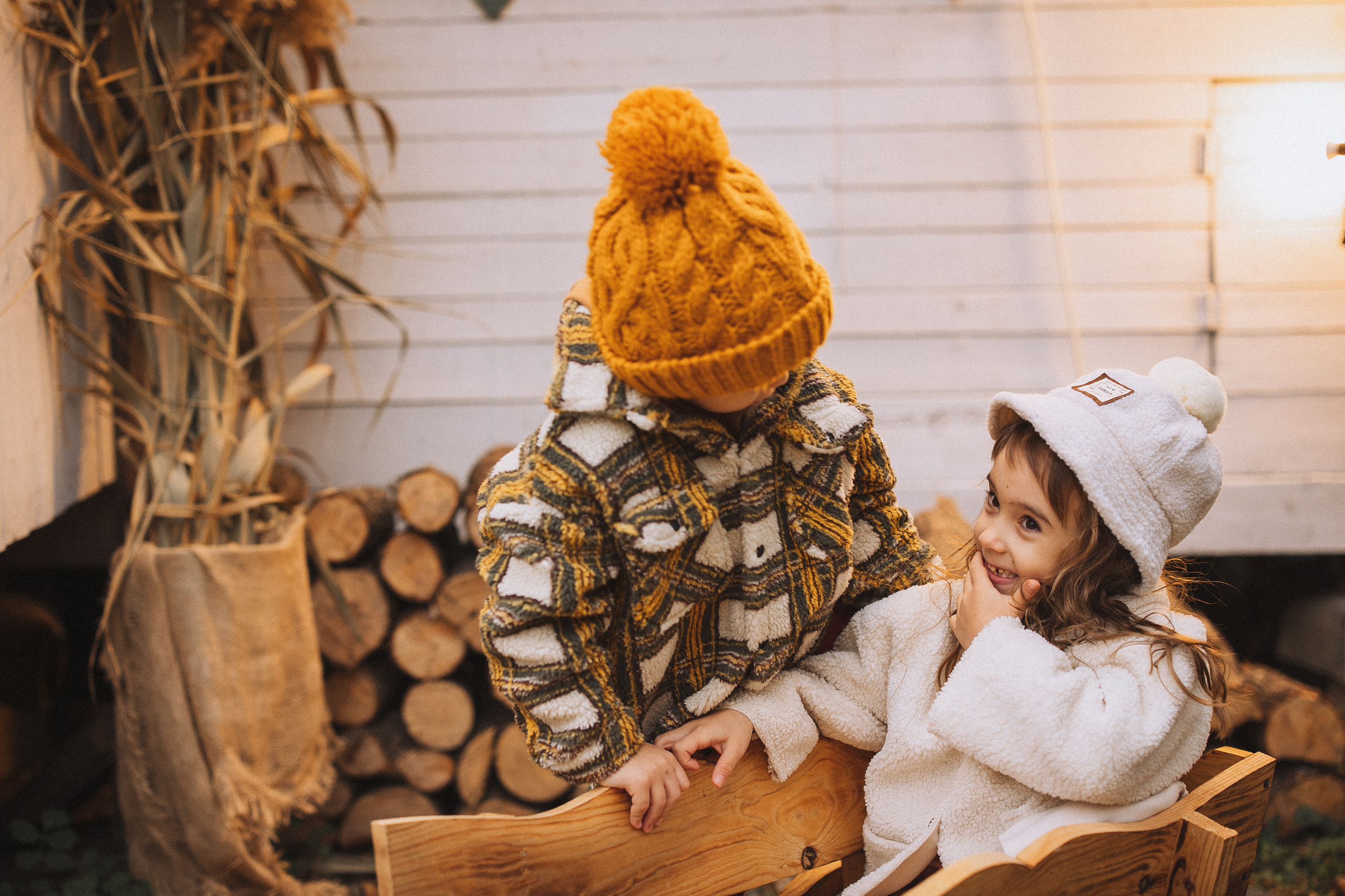 Семейная фотосессия в загородной фотостудии, Clover Dacha. Семейный и детский фотограф в Краснодаре Анна Трашкова