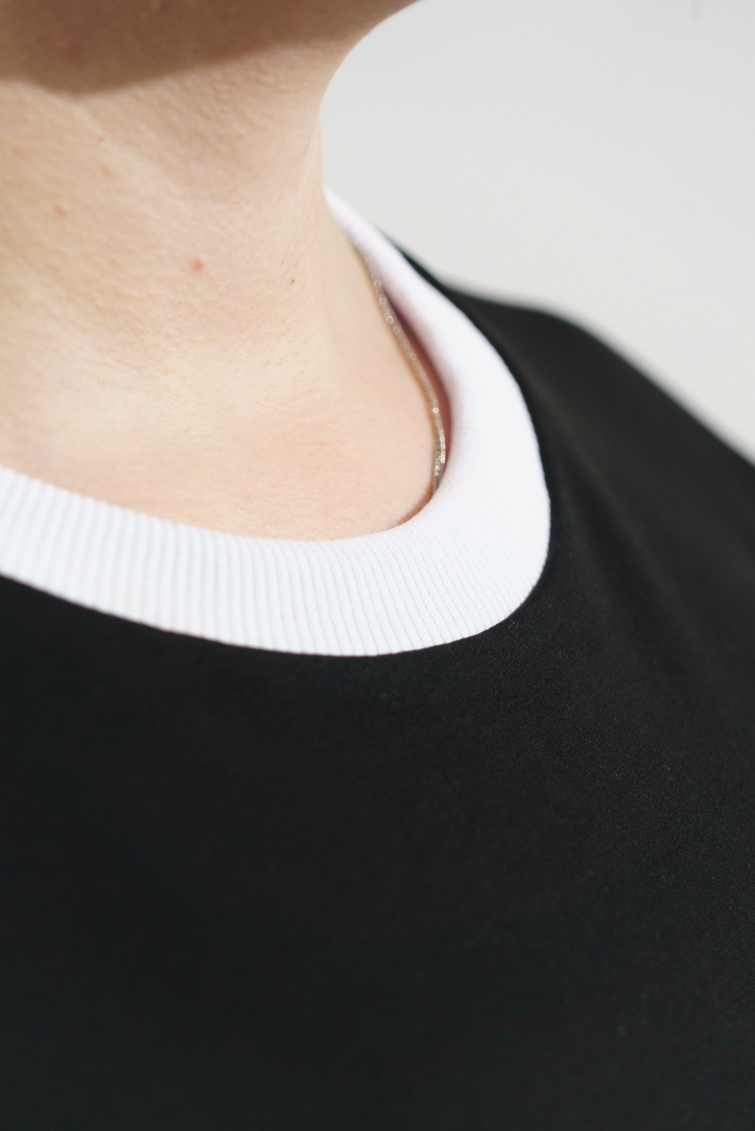 Предметная фотосъемка одежды для Wildberries и Ozon — бренды Краснодара. Фото и видеосъемка одежды для маркетплейсов Ozon, Wildberries. Шедевры для Вас! Фотограф и Видеограф в Краснодаре Пахиев Руслан