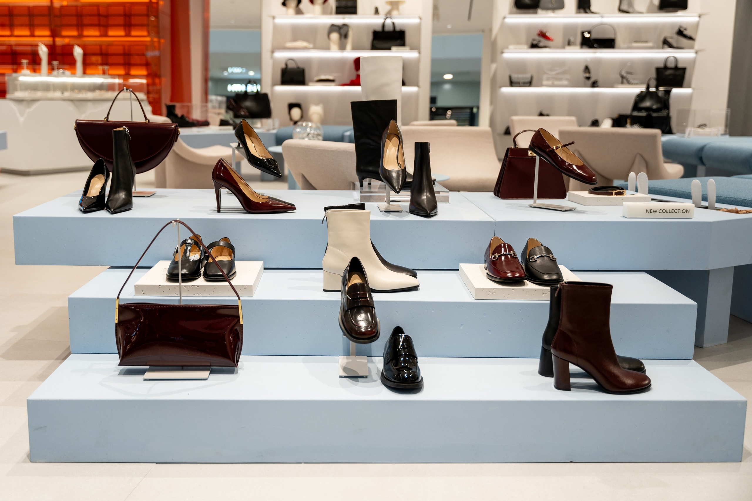 Интерьерная фотосъемка магазина Ekonika в Краснодаре — обувной бренд Профессиональная фотосъемка Ekonika — фирменный магазин в Краснодаре. Шедевры для Вас! Фотограф и Видеограф в Краснодаре Пахиев Руслан