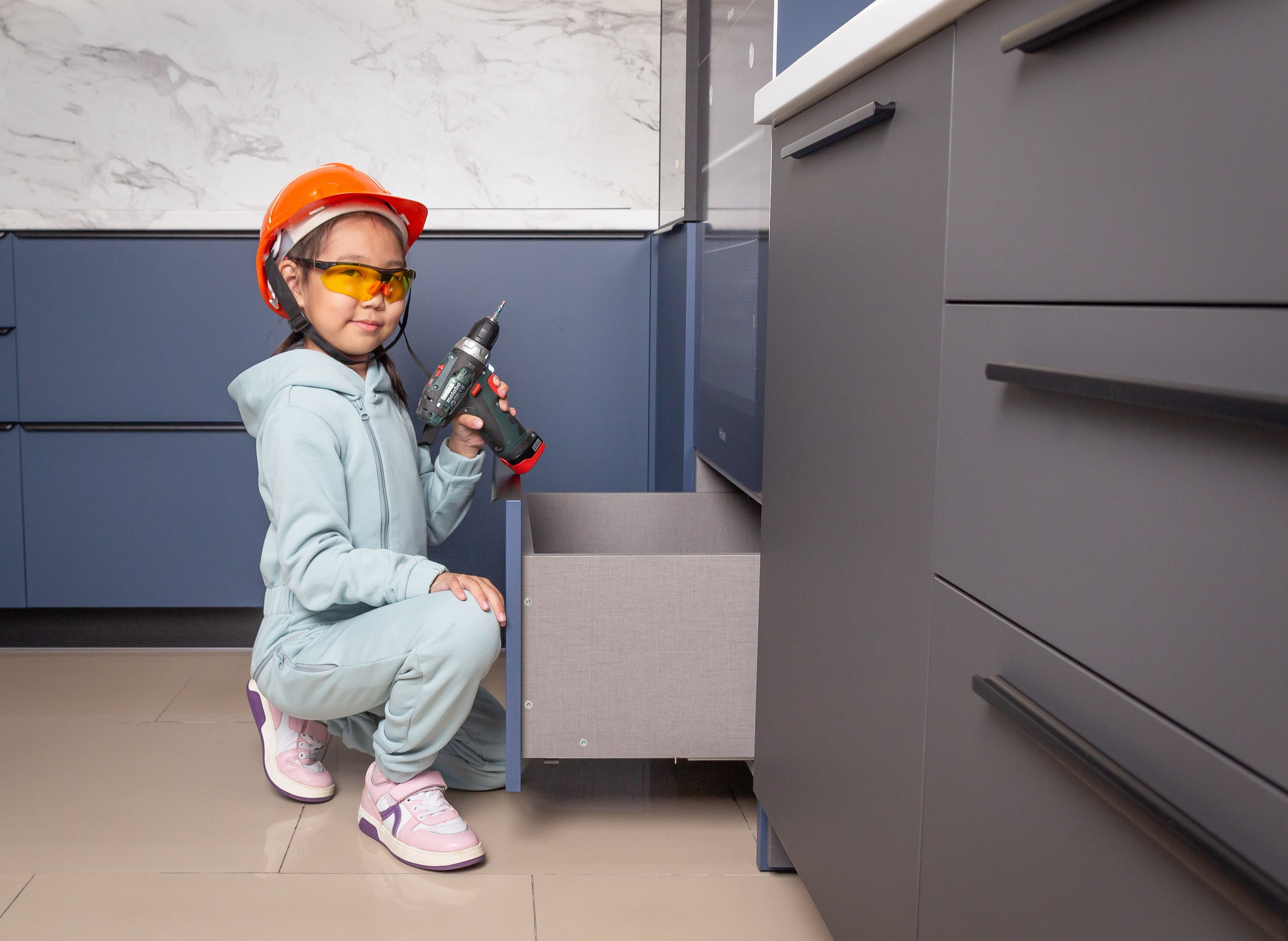 Мебельная компания. Александр Стряпунин — предметный фотограф в Улан-Удэ