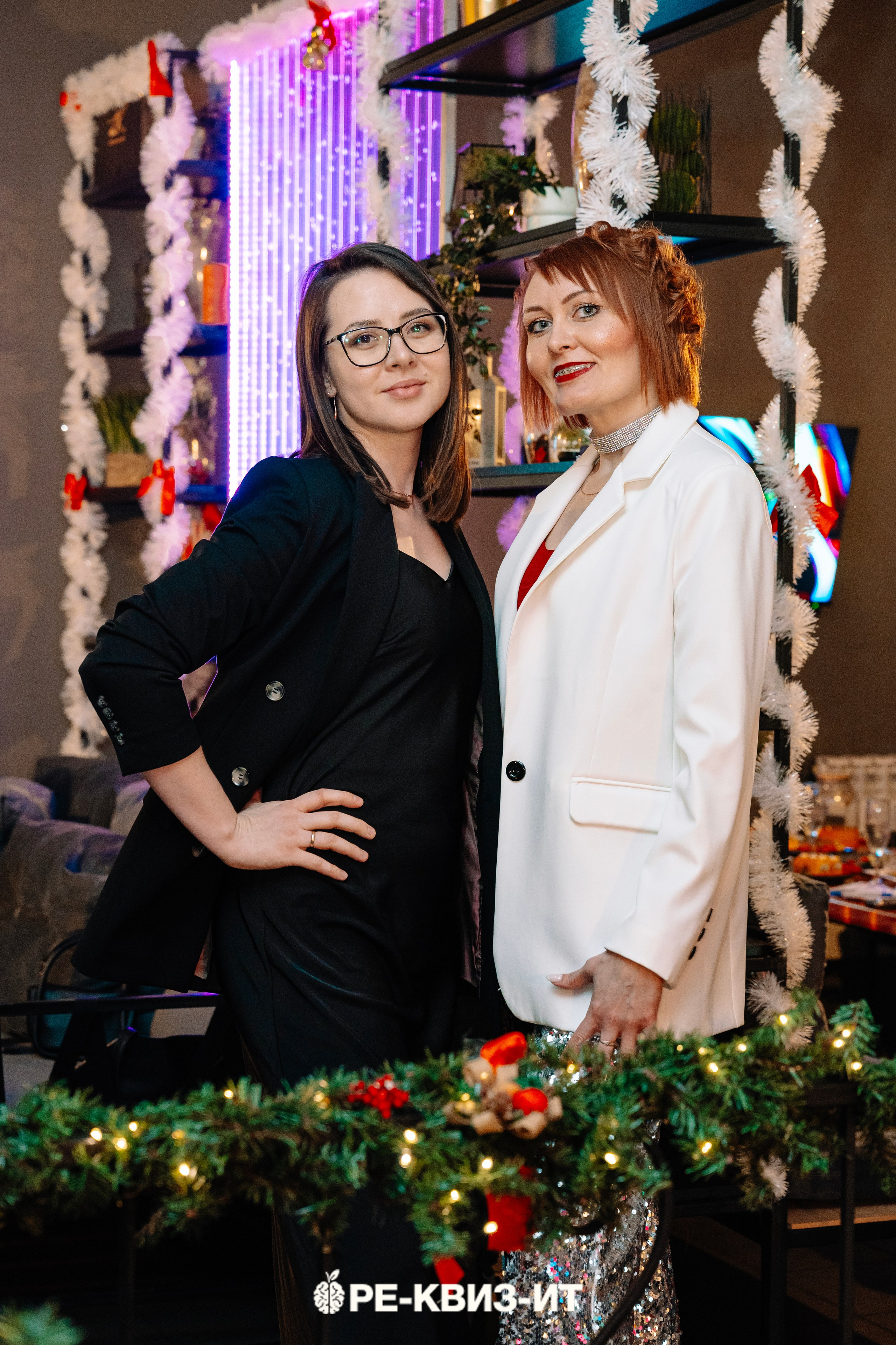 Реквизит — квиз в Зеленодольске и Волжске ZR cafe. Свадебный фотограф в Казани, и Зеленодольске Радик Мухаметов