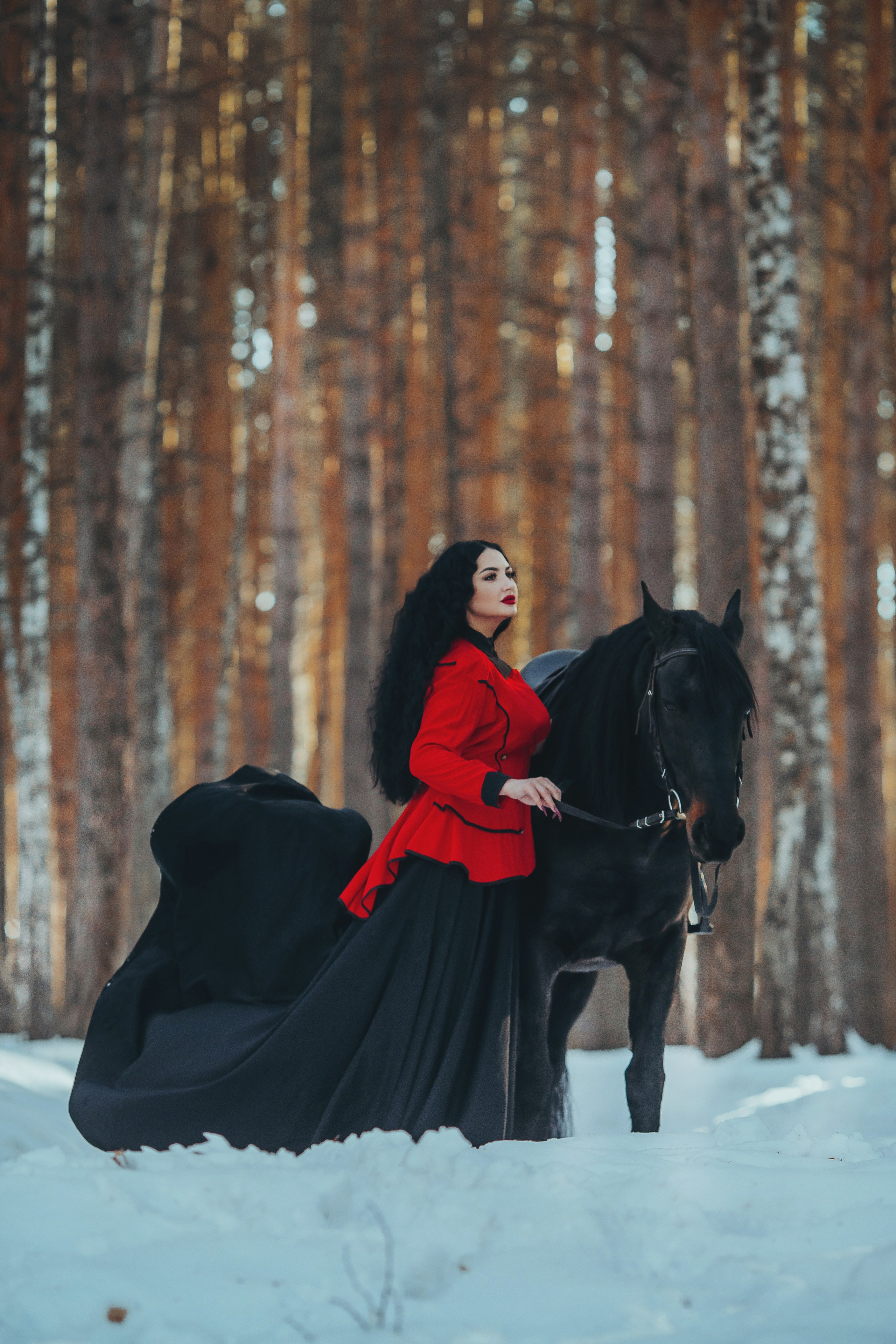 Жакет и юбка до 48. 