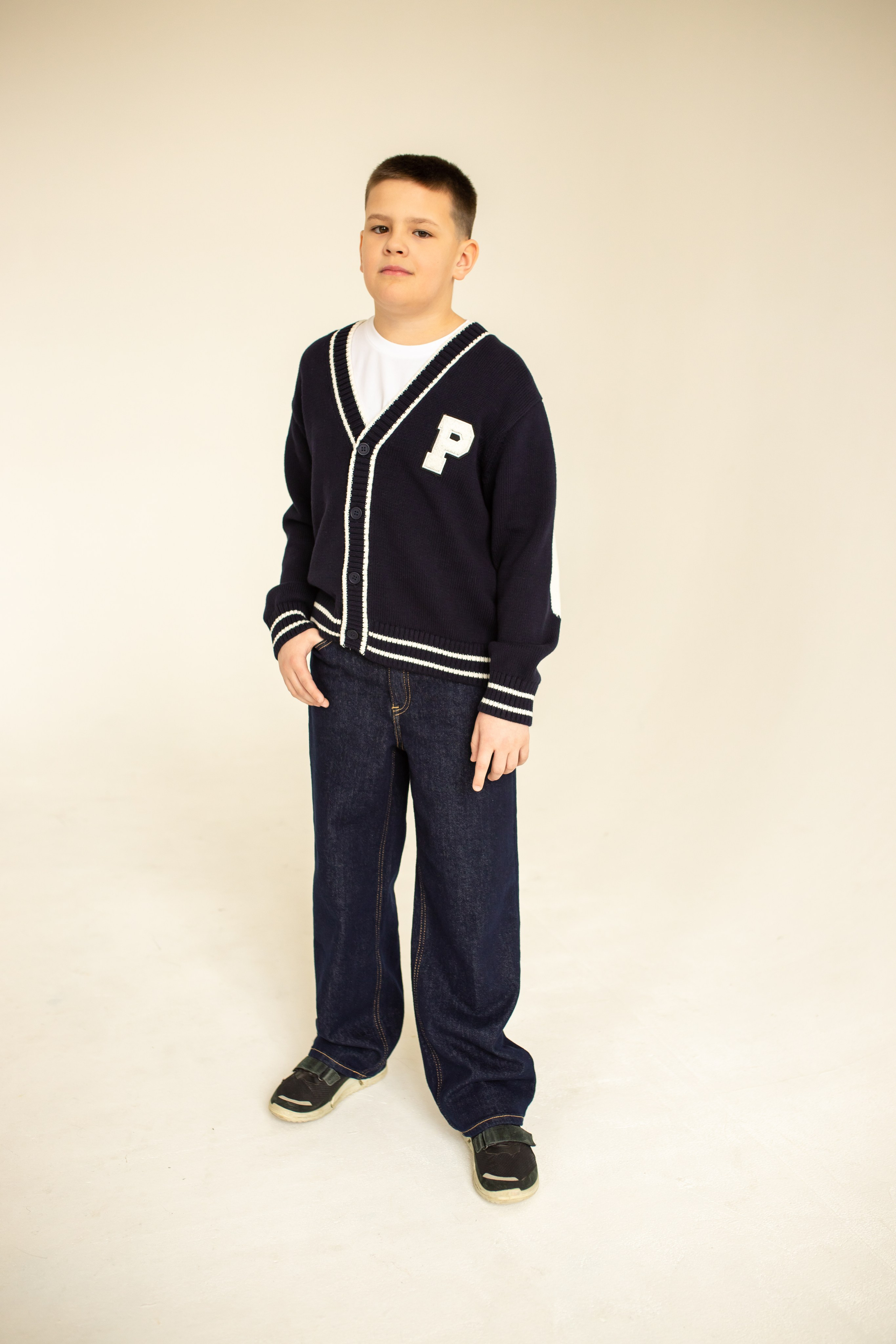 Семейная фотосессия на циклораме с естественным светом. Фотограф в Железнодорожном и Балашихе