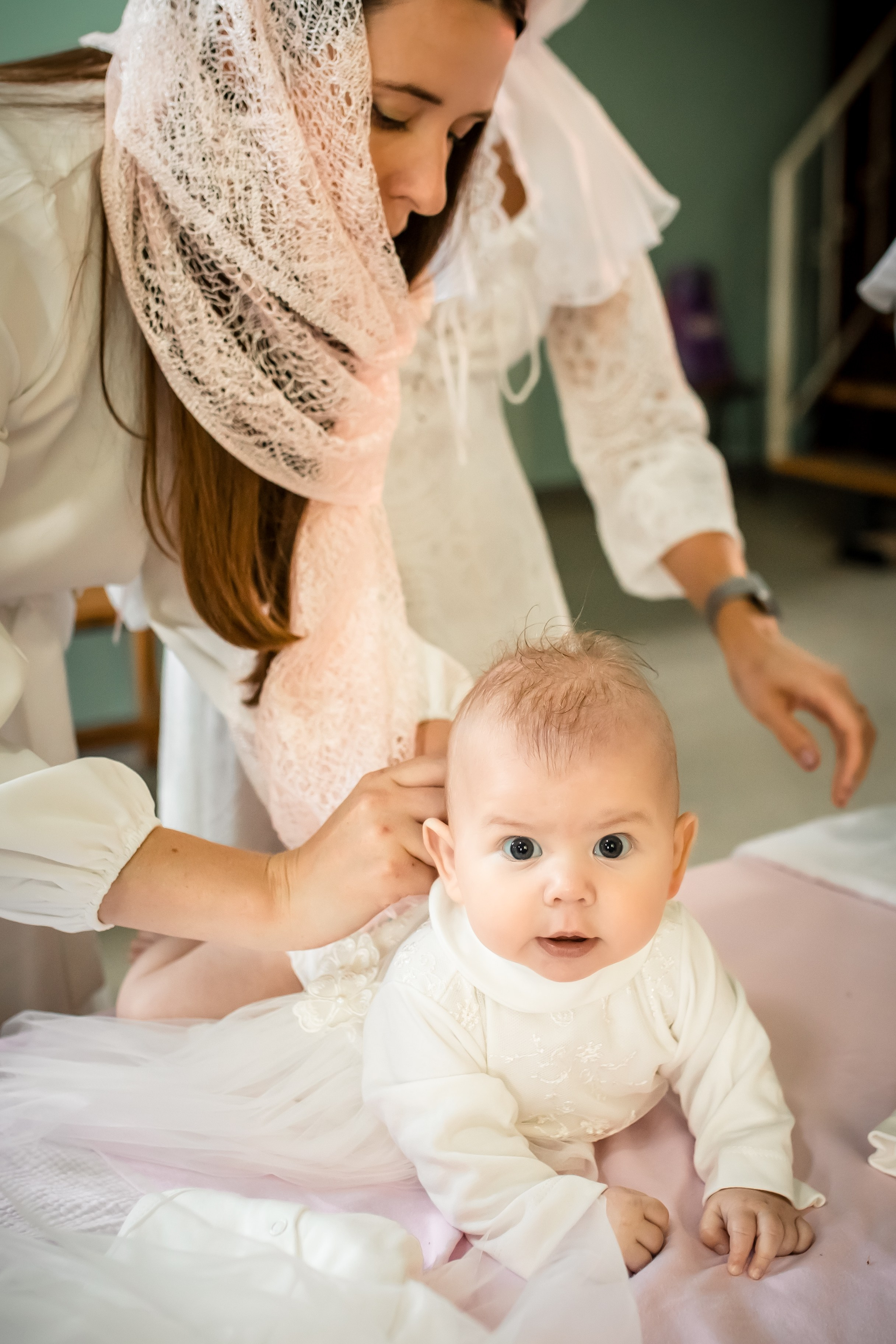 Крещение Милании и Эмилии