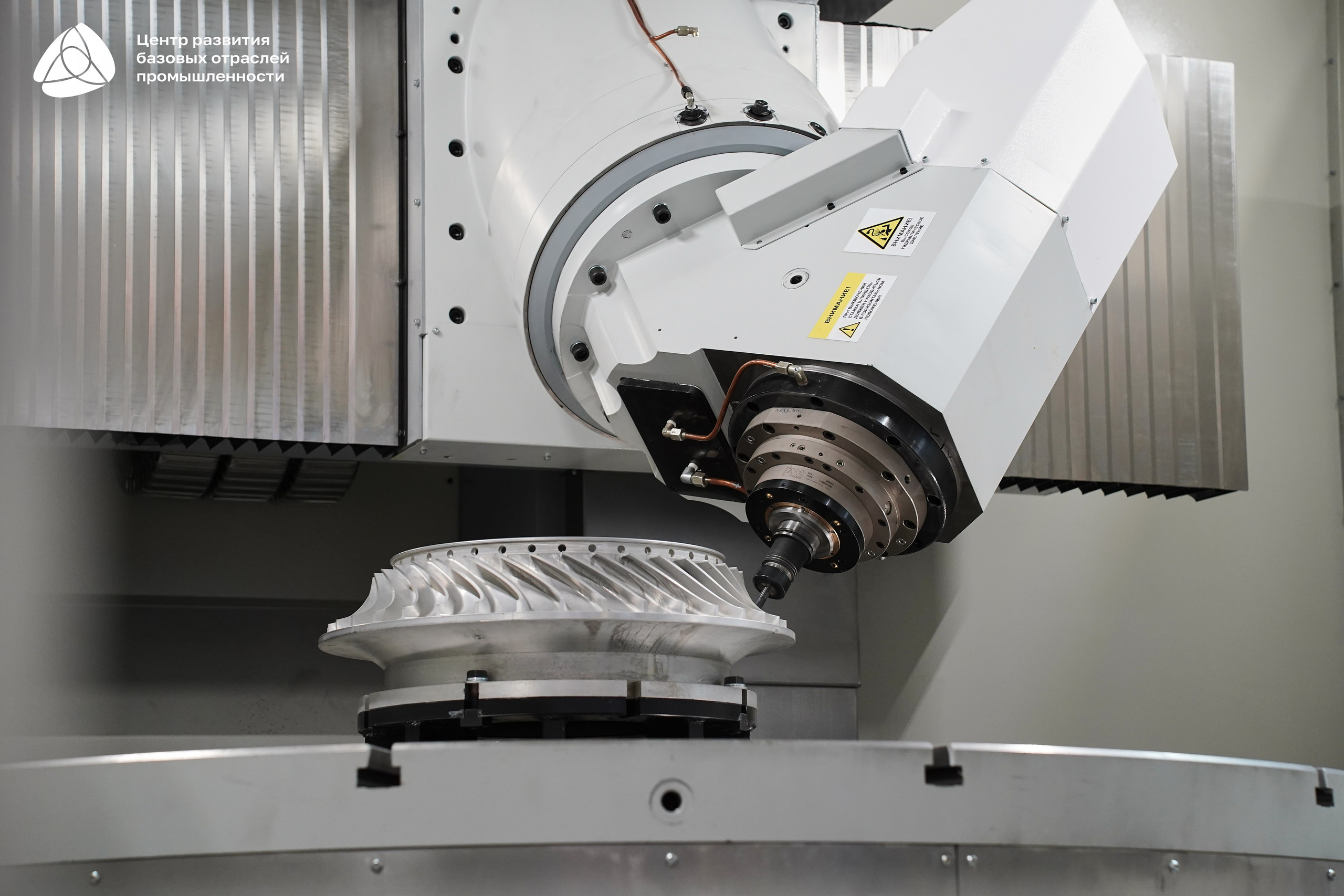 ЭКСПОЦЕНТР Алиханов. Фотограф