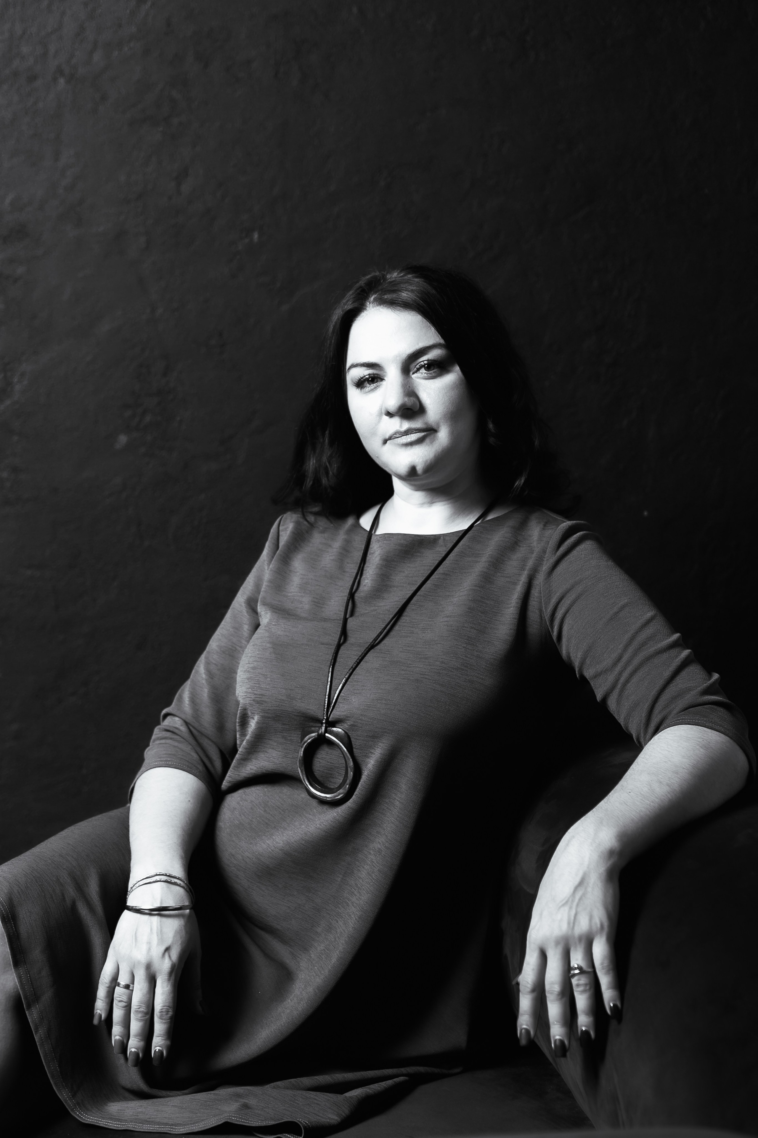 Студийная съёмка девушки