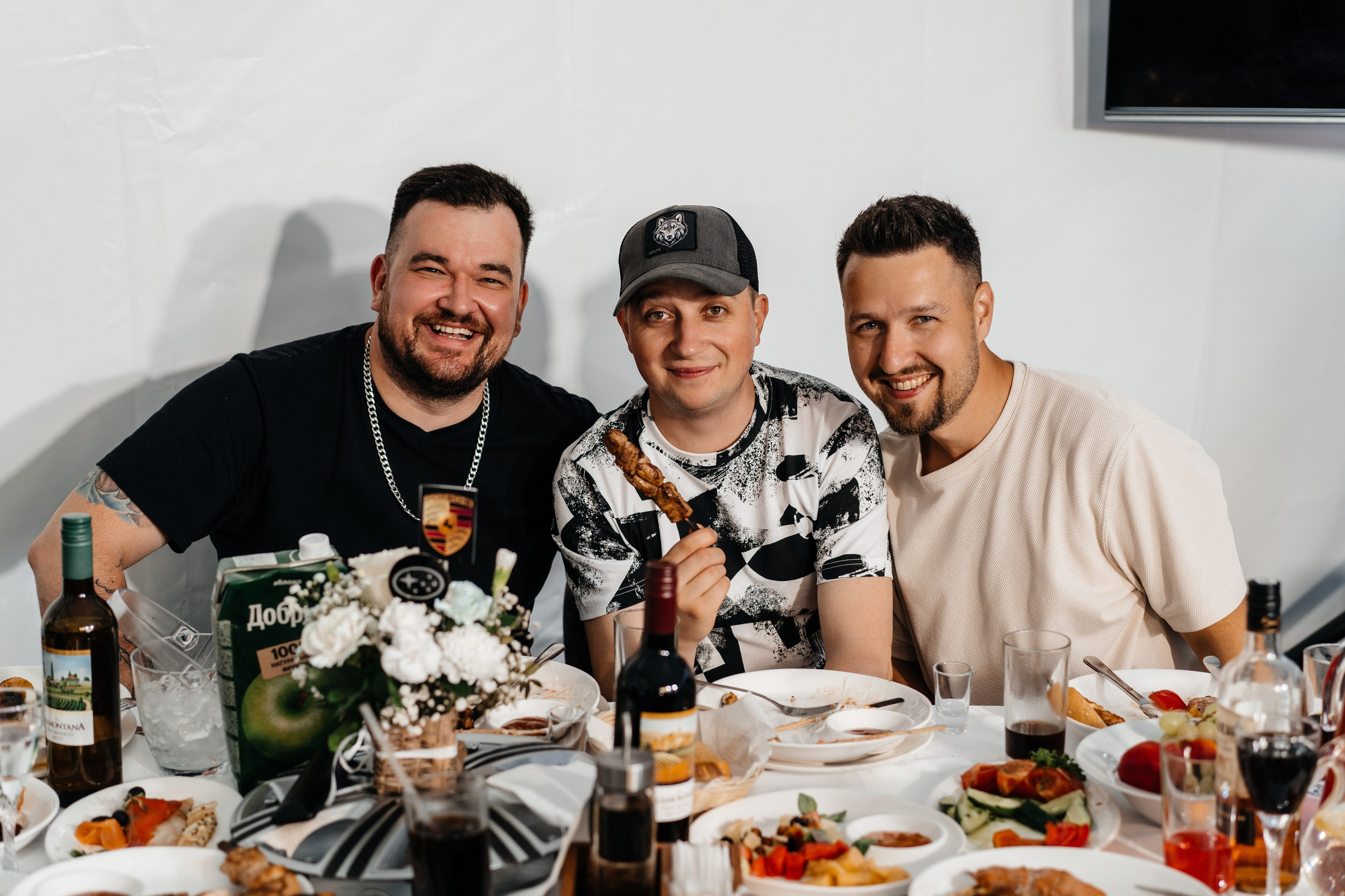 Анна & Евгений проект «Четыре свадьбы» на Пятнице. Свадебный фотограф Барнаул Алексей Павлов