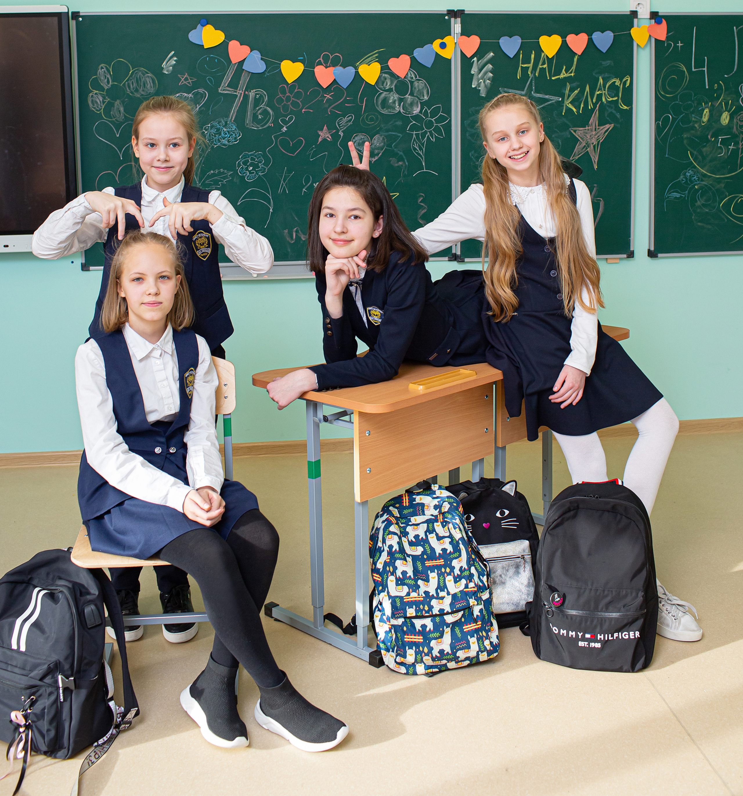 Фотосъёмка для выпускных альбомов из начальной школы. Свадебный, семейный, детский фотограф в Санкт-Петербурге