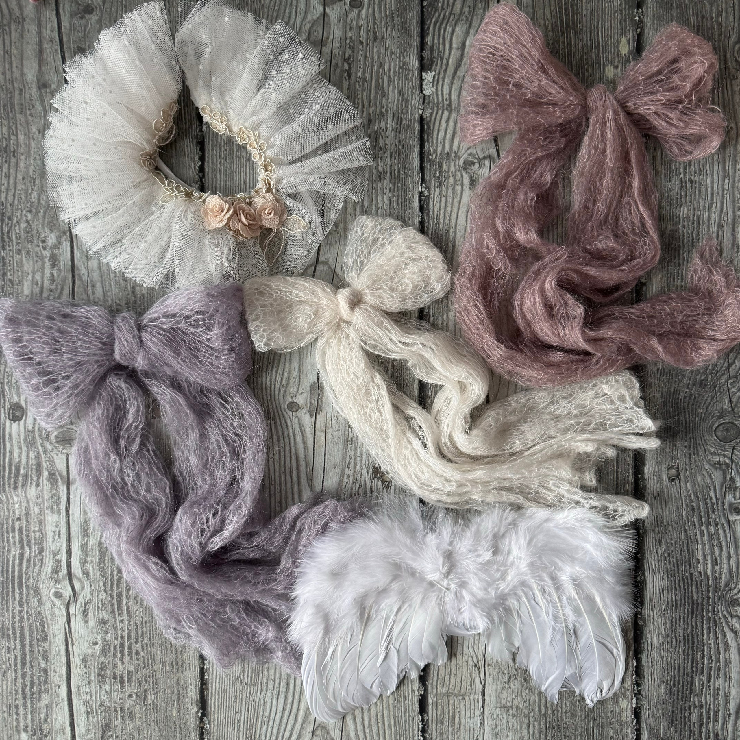 Костюмы и аксессуары для фотосессии новорожденных | Реквизит для съемки newborn в Москве. Фотосессия новорожденных в Москве и Московской области | Профессиональный фотограф newborn — Татьяна Иванова