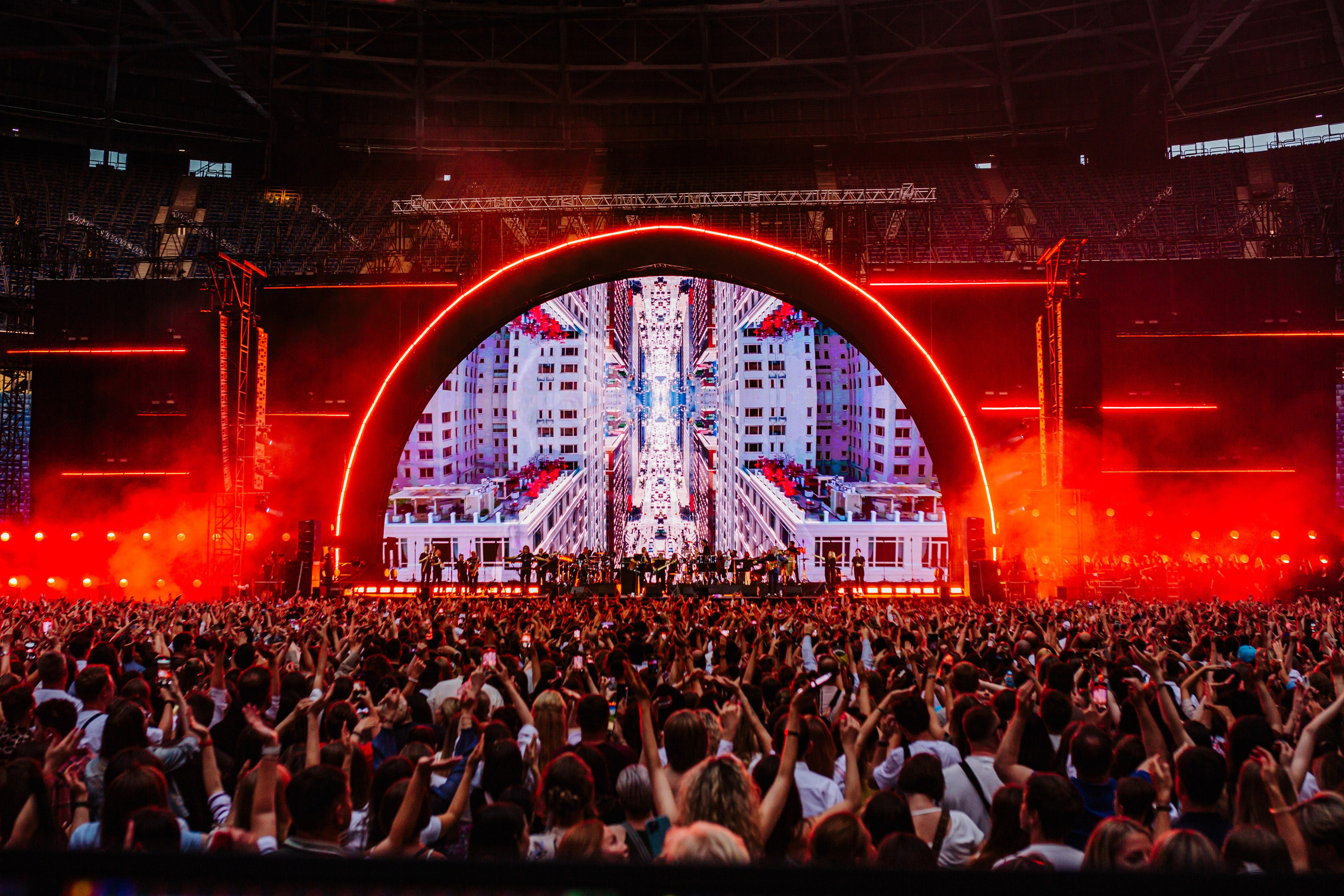 ЛЕОНИД АГУТИН / САНКТ-ПЕТЕРБУРГ / 2024. OOPS