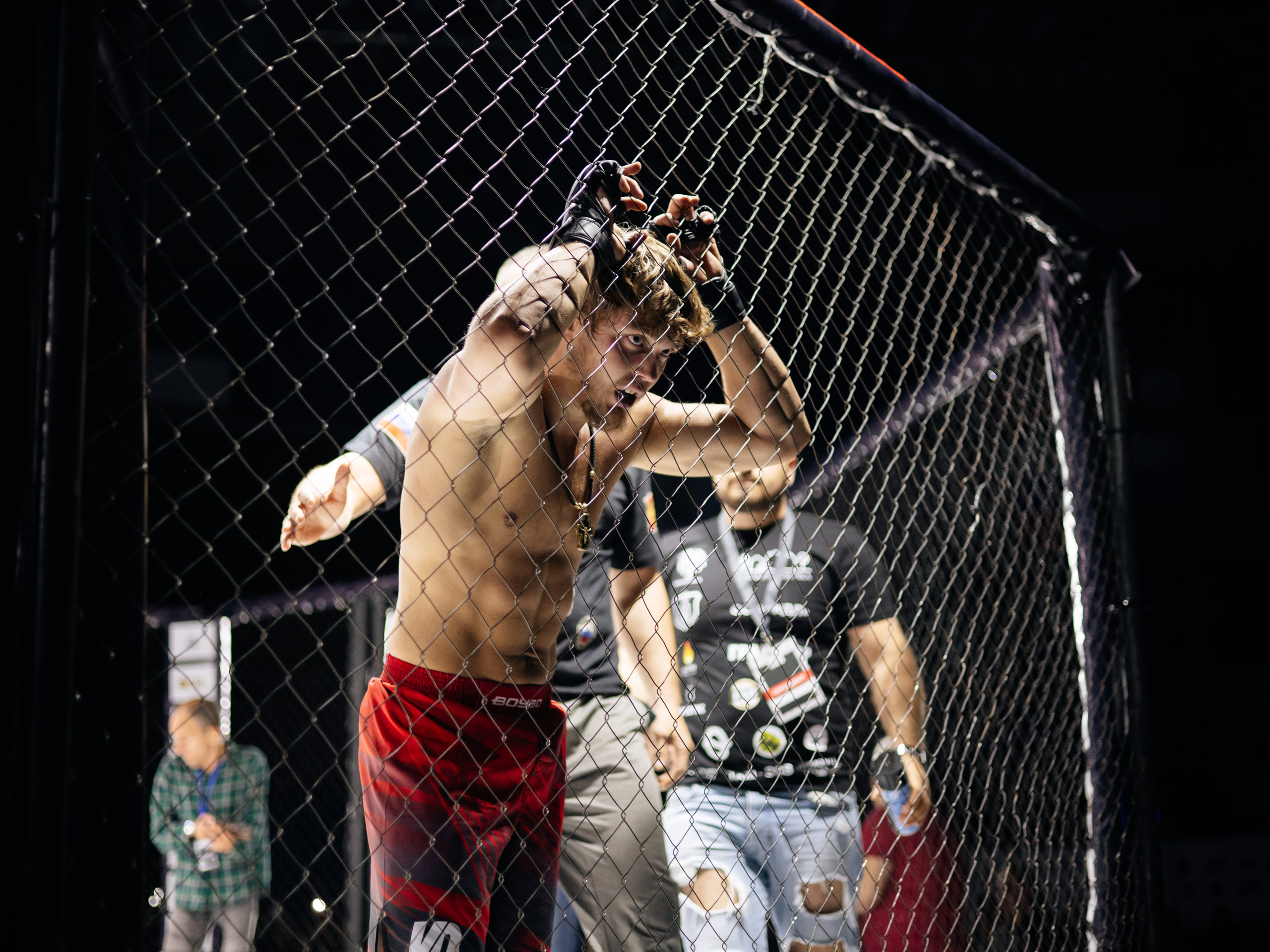 Бойцовская лига «KNOCK OUT». KRIS KRUPINNIKOVA