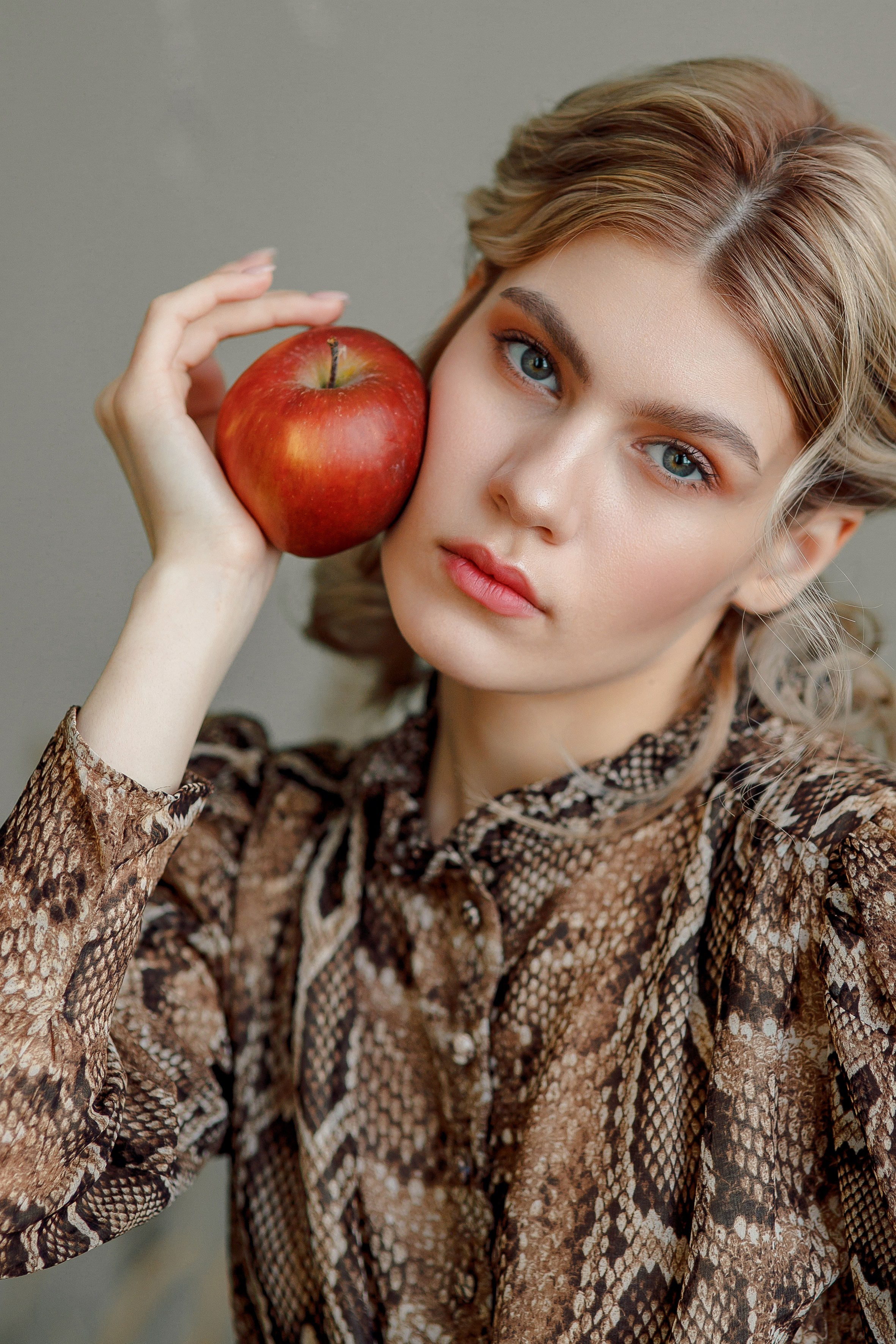 Портретная фотосессия Насти. Свадебный фотограф Москва