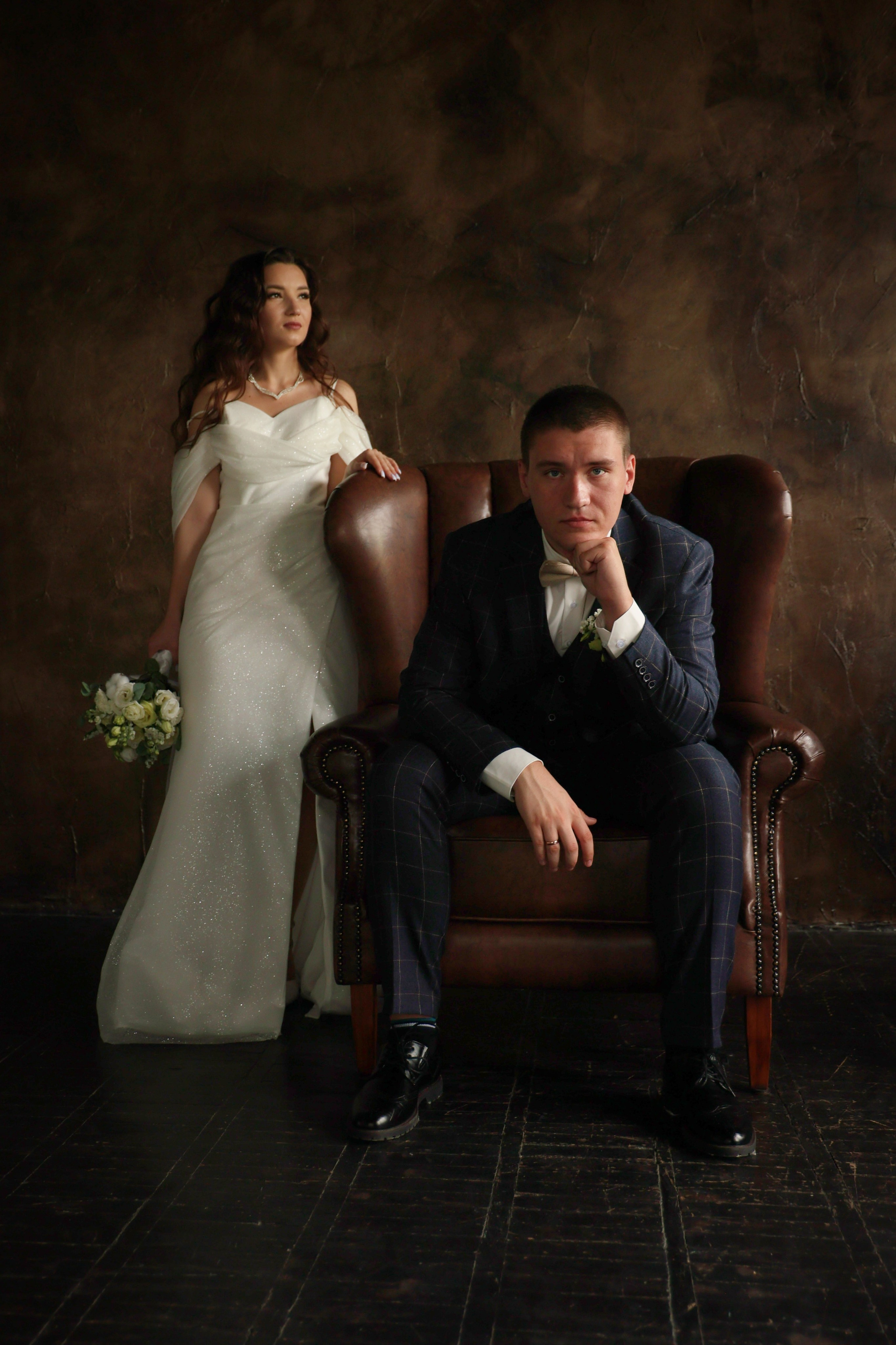 Свадебная фотосессия в студии «ЧеБэ» Самара. Свадебный видеограф и свадебный фотограф в Самаре Олег Слеб