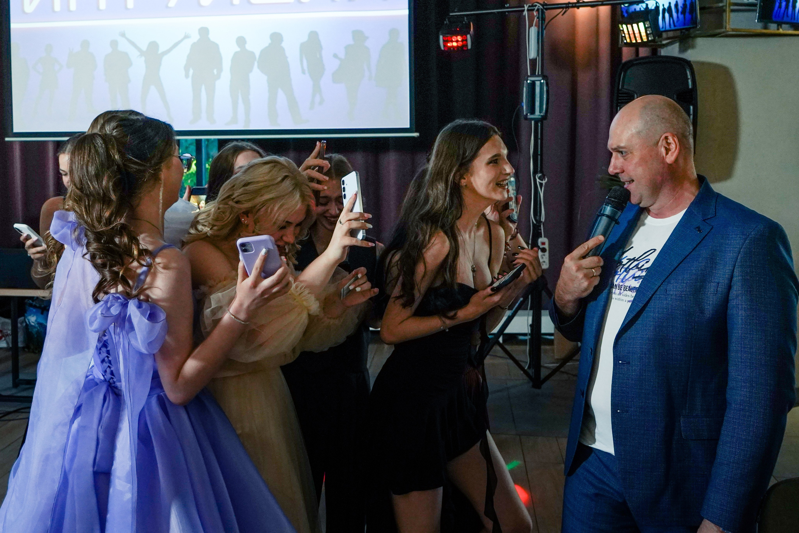 Выпускной вечер, гимназия № 40, 9 класс. Семейный и портретный фотограф в Екатеринбурге Анна Лобанова