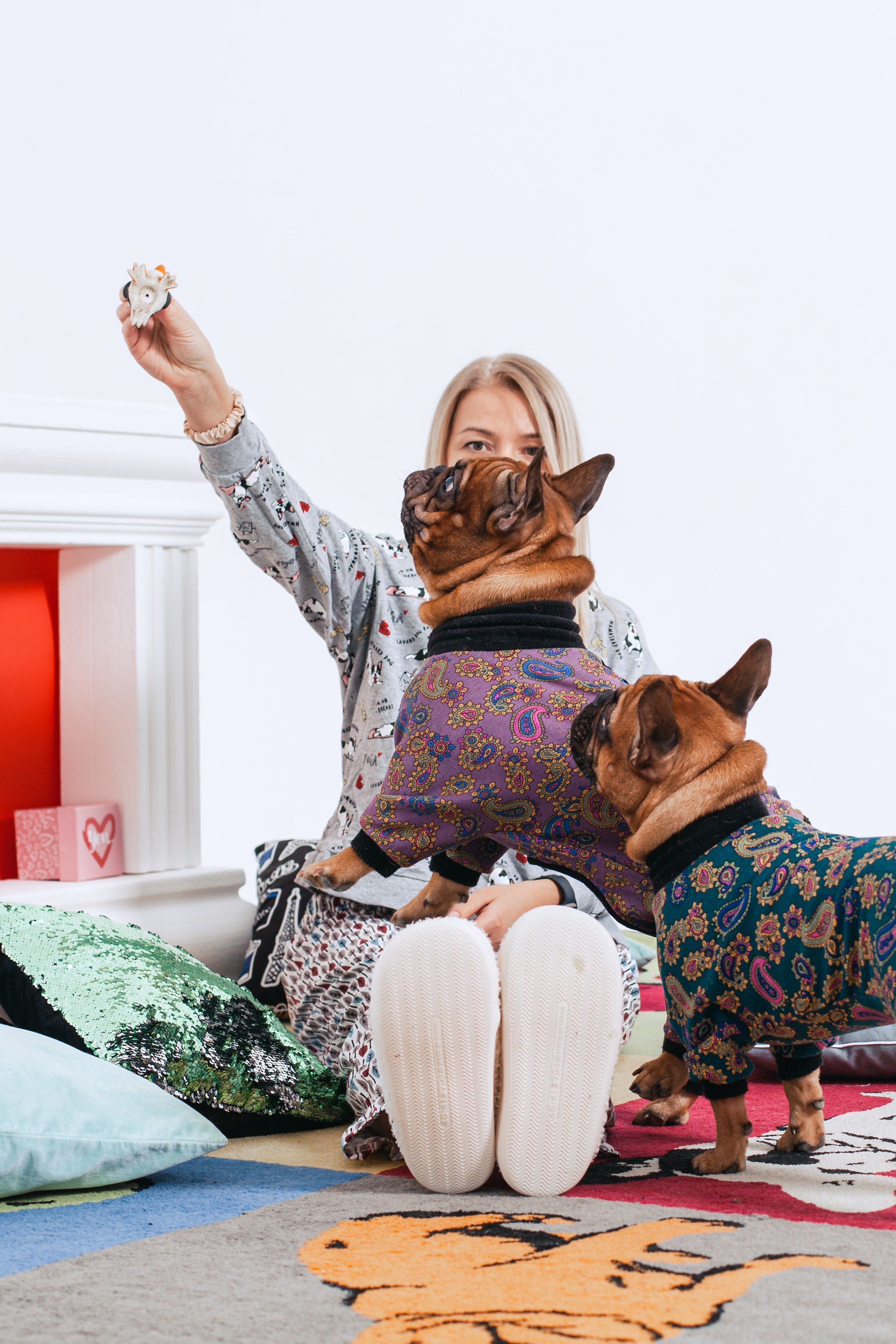 Пижамная вечеринка французских бульдогов и их хозяев. Фотограф-анималист Татьяна Степанова