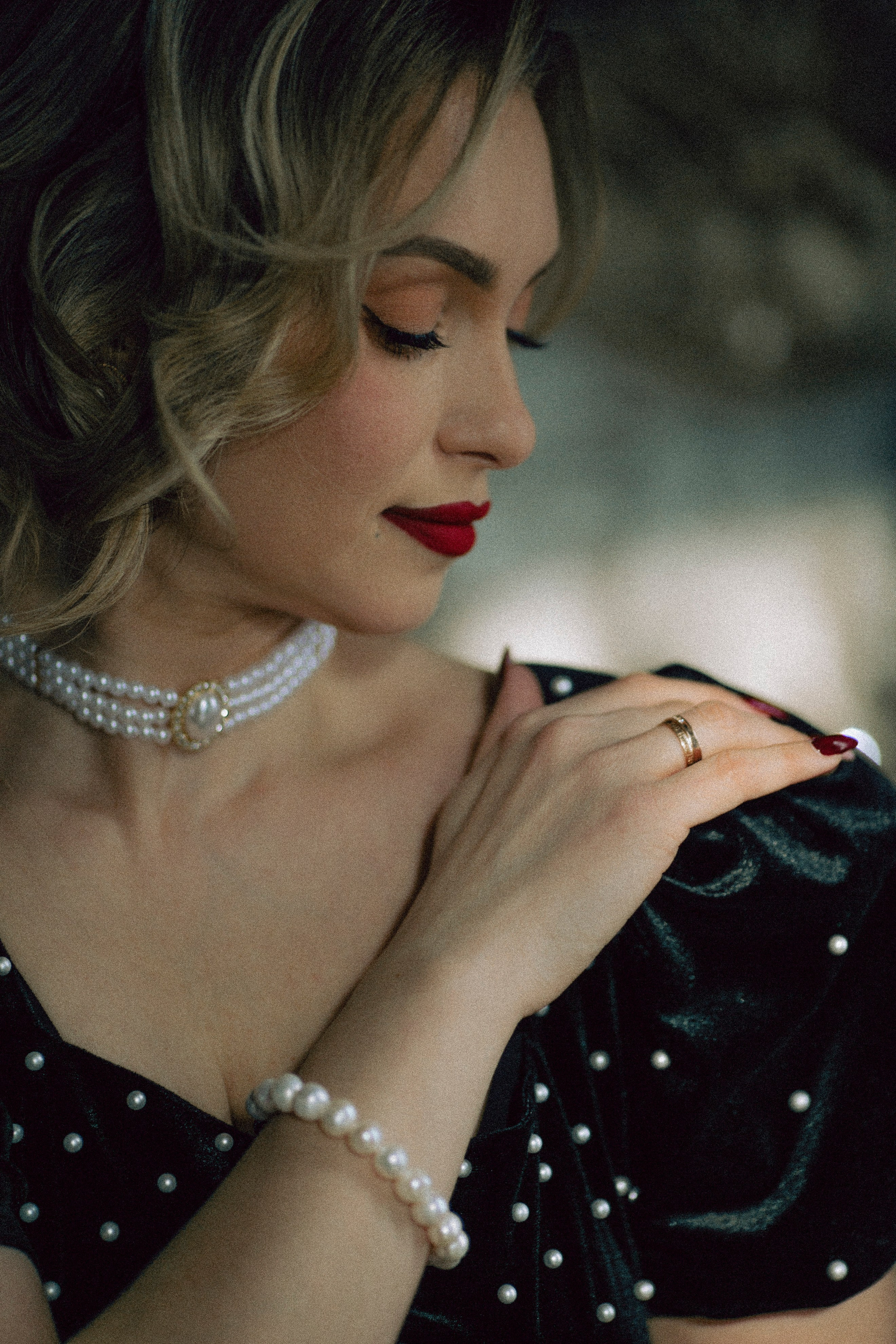 Марина. Ноты Грейс Келли. Евгения Мусатова — женский фотограф. Работаю в республике Удмуртия. Выезжаю на съемки в другие города