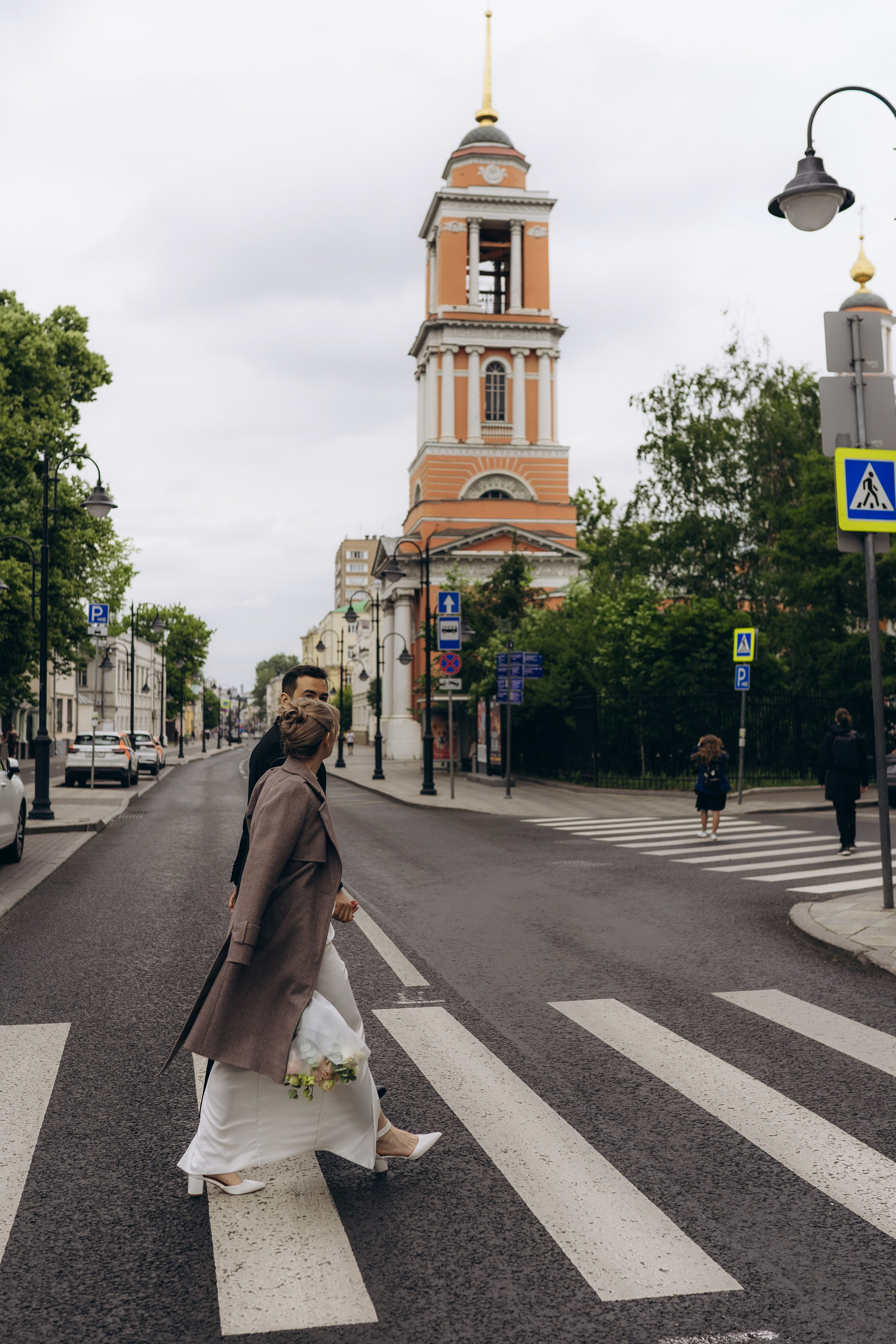Свадебная фотопрогулка в Москве по центру. Свадебный фотограф в Москве Анна Полушина