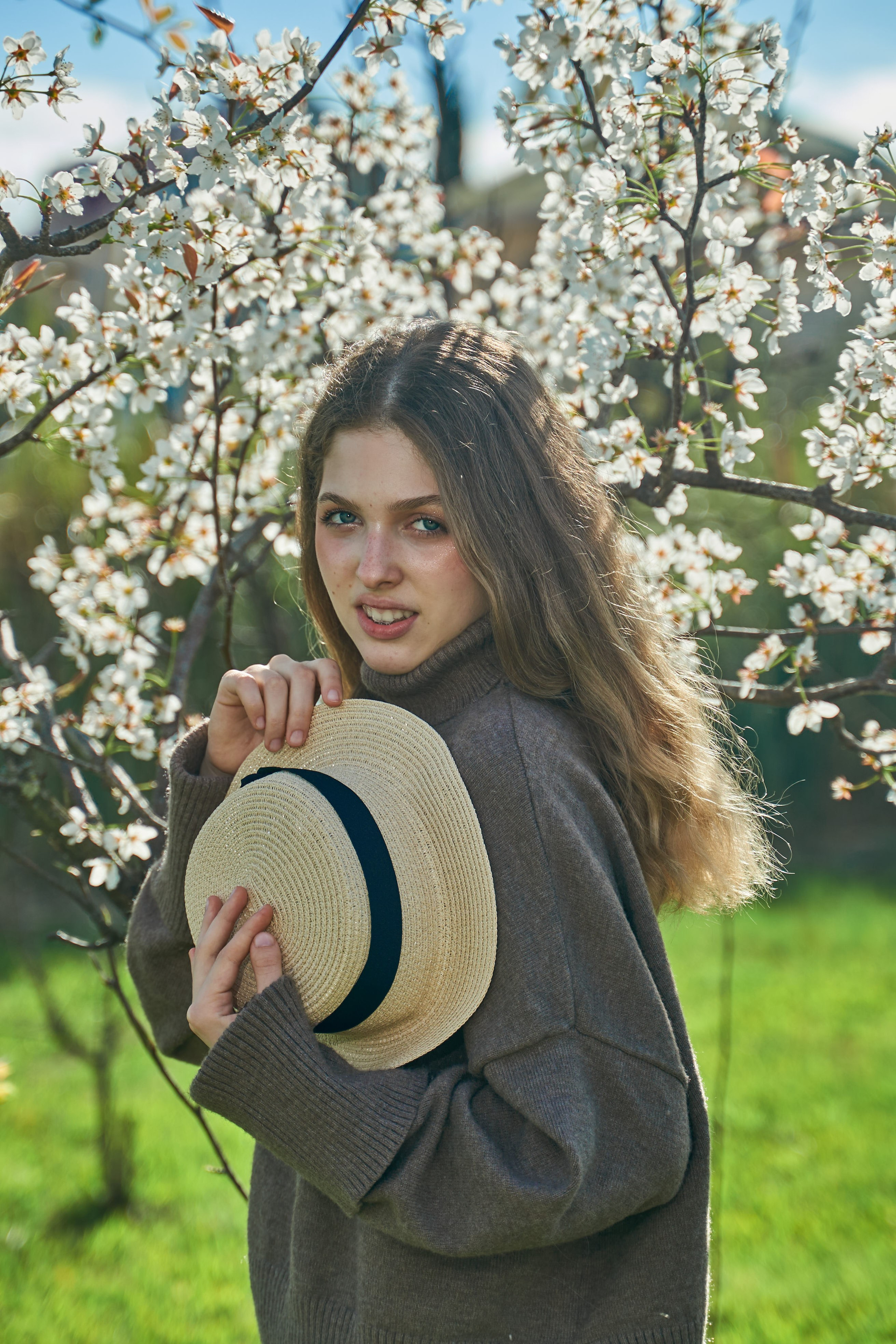 Фотосессия Марии в цветении. Фотограф Абхазия|Цандрипш|Гагра|Сириус|Красная Поляна Артём Большаков