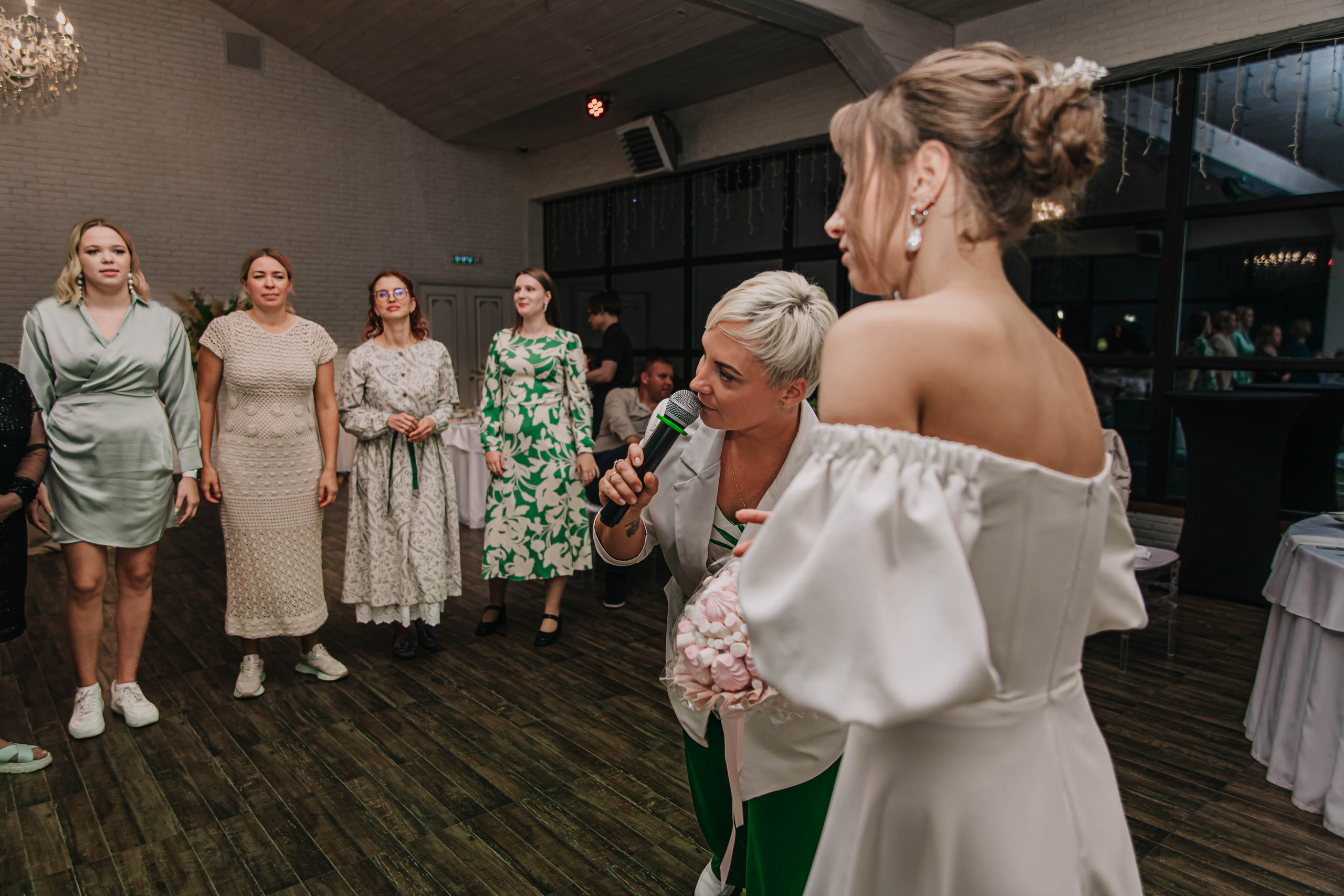 Вячеслав и Анастасия (пакет «Весь день»). Фотограф Дарья Маташкова