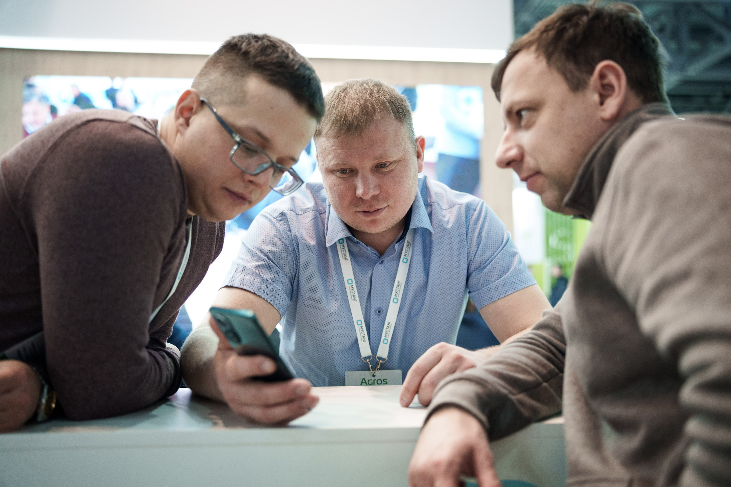 Стенд компании «Мустанг» на выставке Агрос-2024. Репортажный фотограф Сергей Сажин г. Ярославль