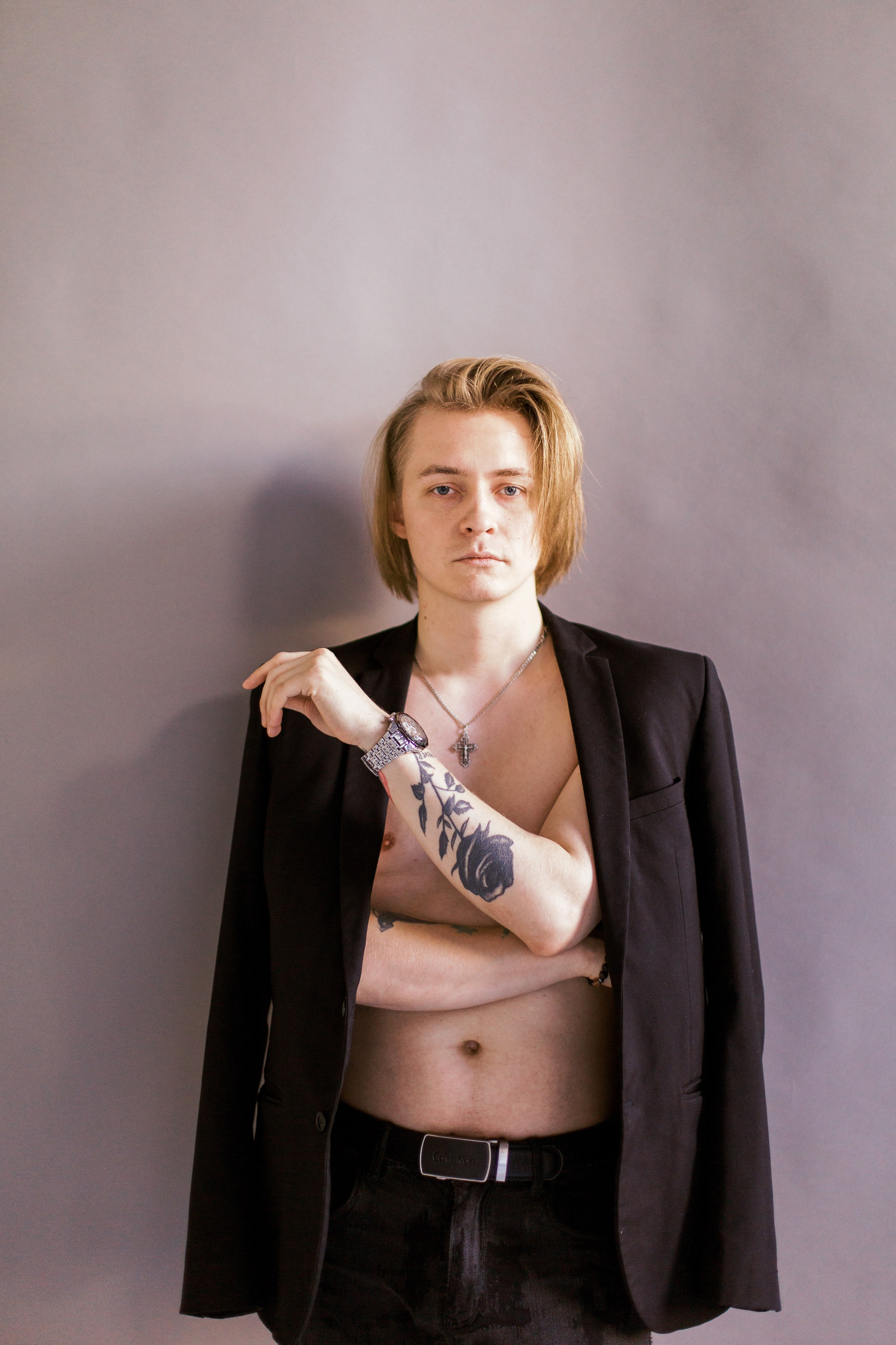 Лавстори в студии. Портреты студия Москва. Модельные тесты. Lovestory студия в Москве. Женсий фотограф