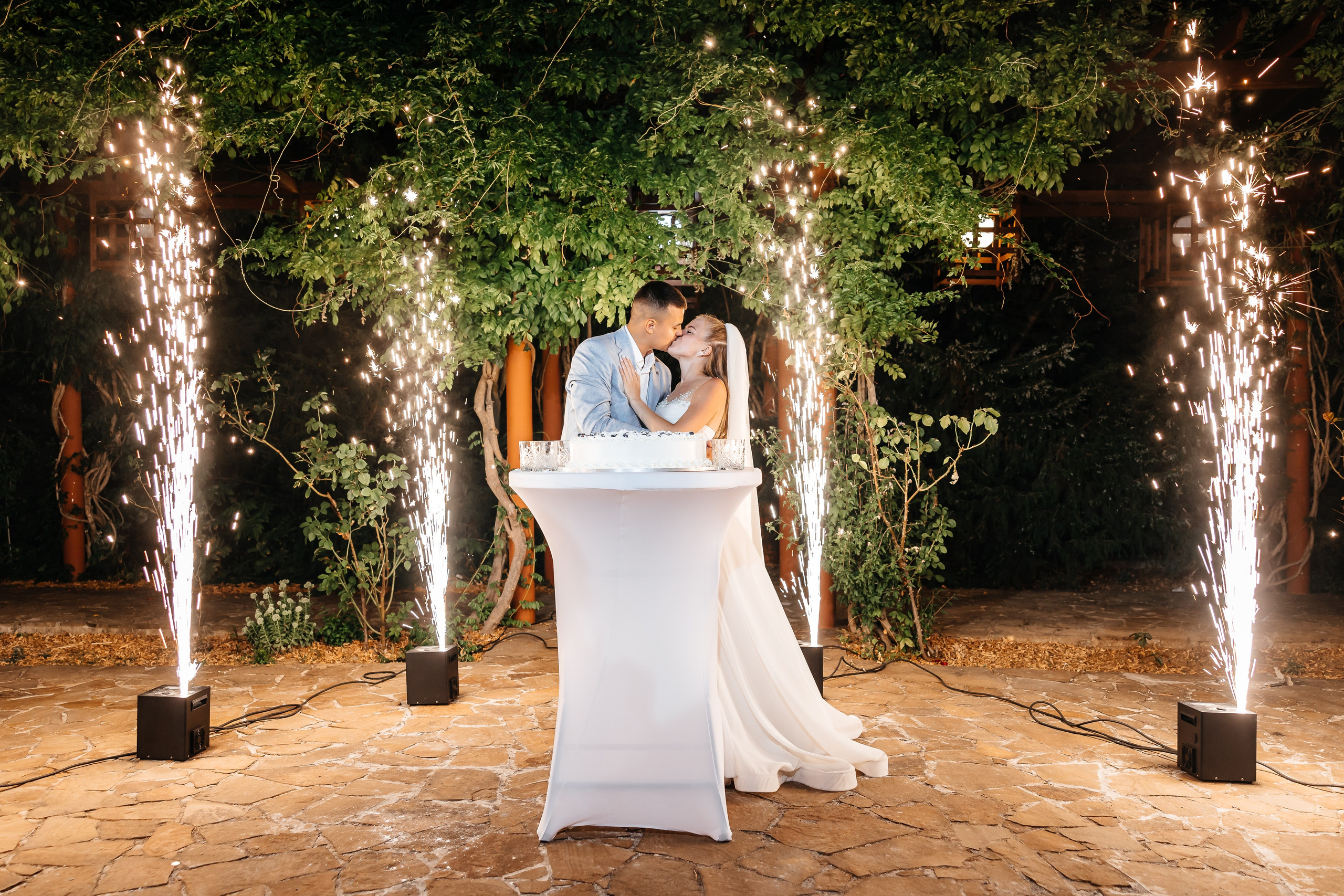 Анонс свадьбы Юлии и Александра. Свадебный фотограф в Крыму и Севастополе Ольга Баскакова