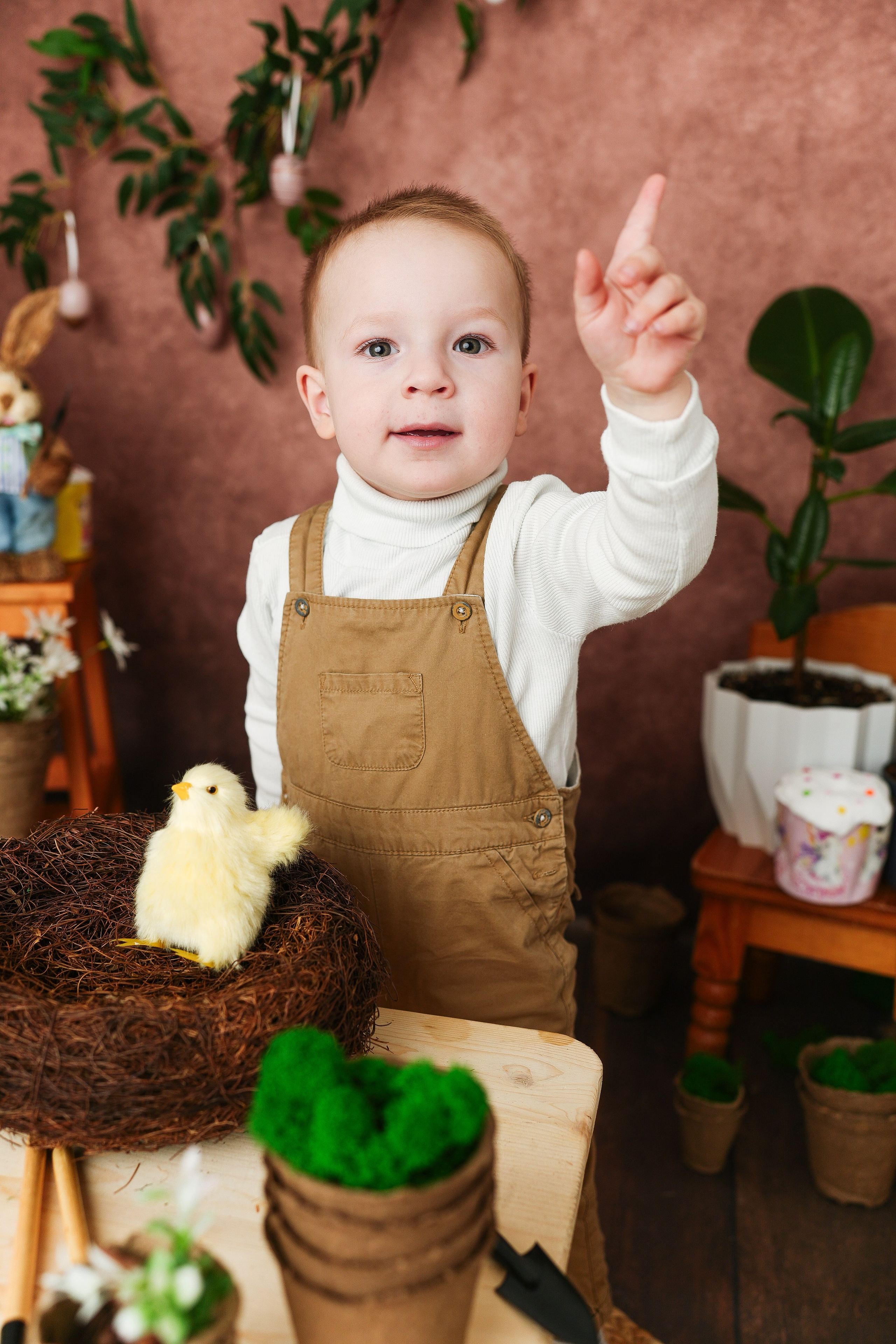 Маленький садовод. Фотограф новорожденных и детский фотограф в Екатеринбурге Ксени