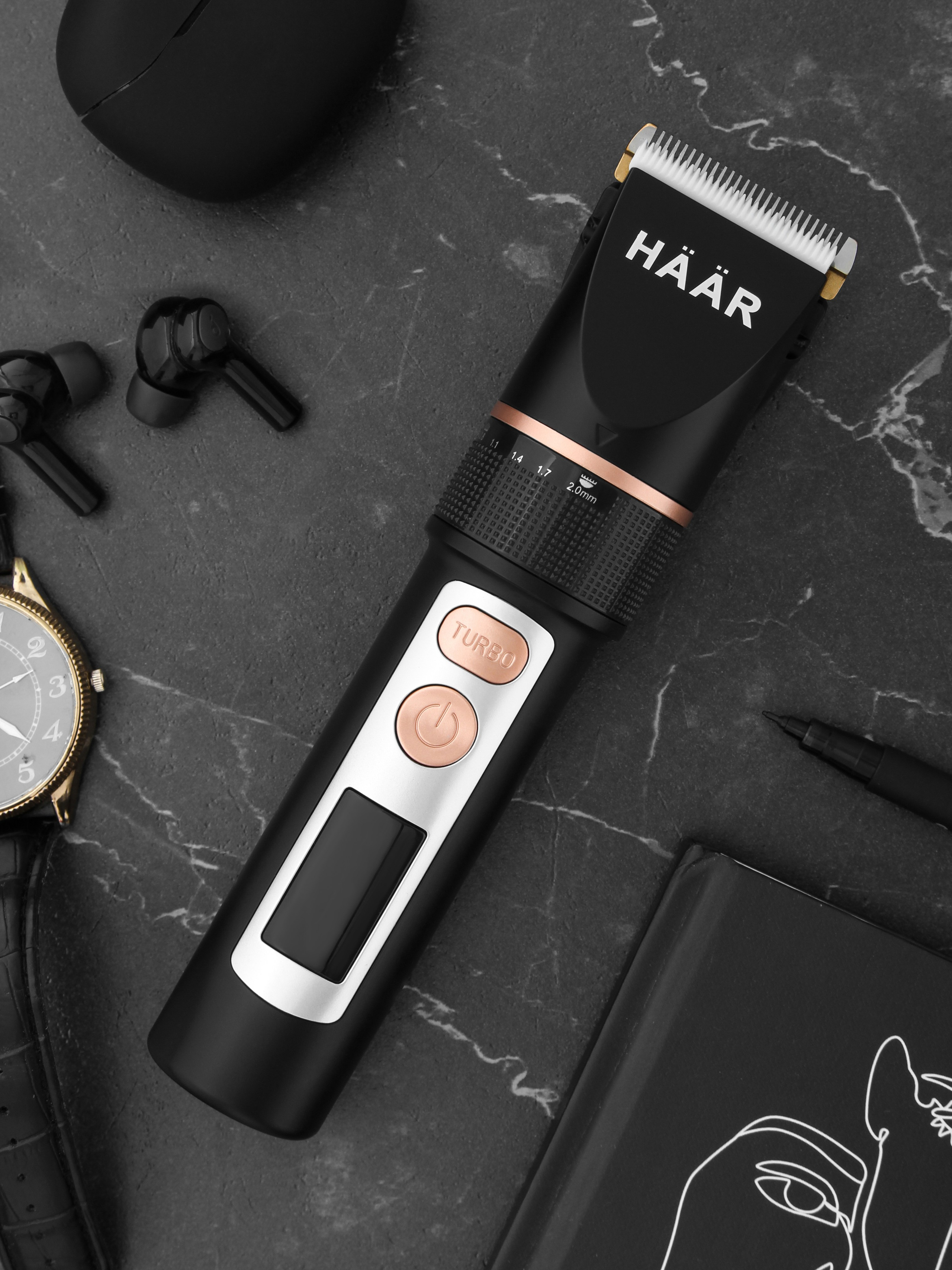 Триммер, машинка для стрижки на черном фоне |Профессиональная каталожная съемка электронных товаров, для маркетплейсов и сайта|Предметный фотограф  СПб