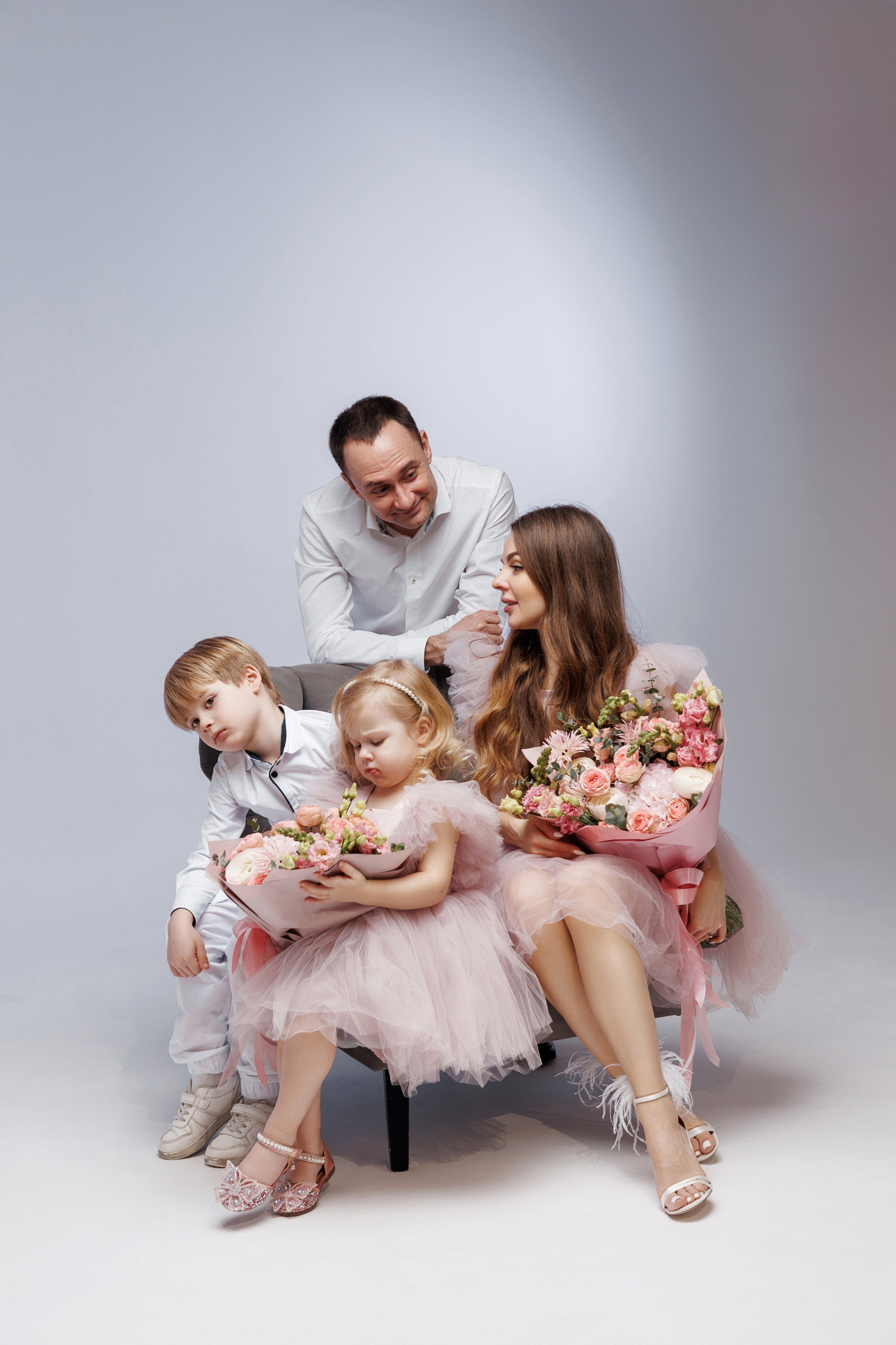 Съемка Дня Рождения Алисы в фотостудии CROSS-STUDIO зал IDEAL. Свадебный и семейный фотограф в Москве и МО Елена Агапова