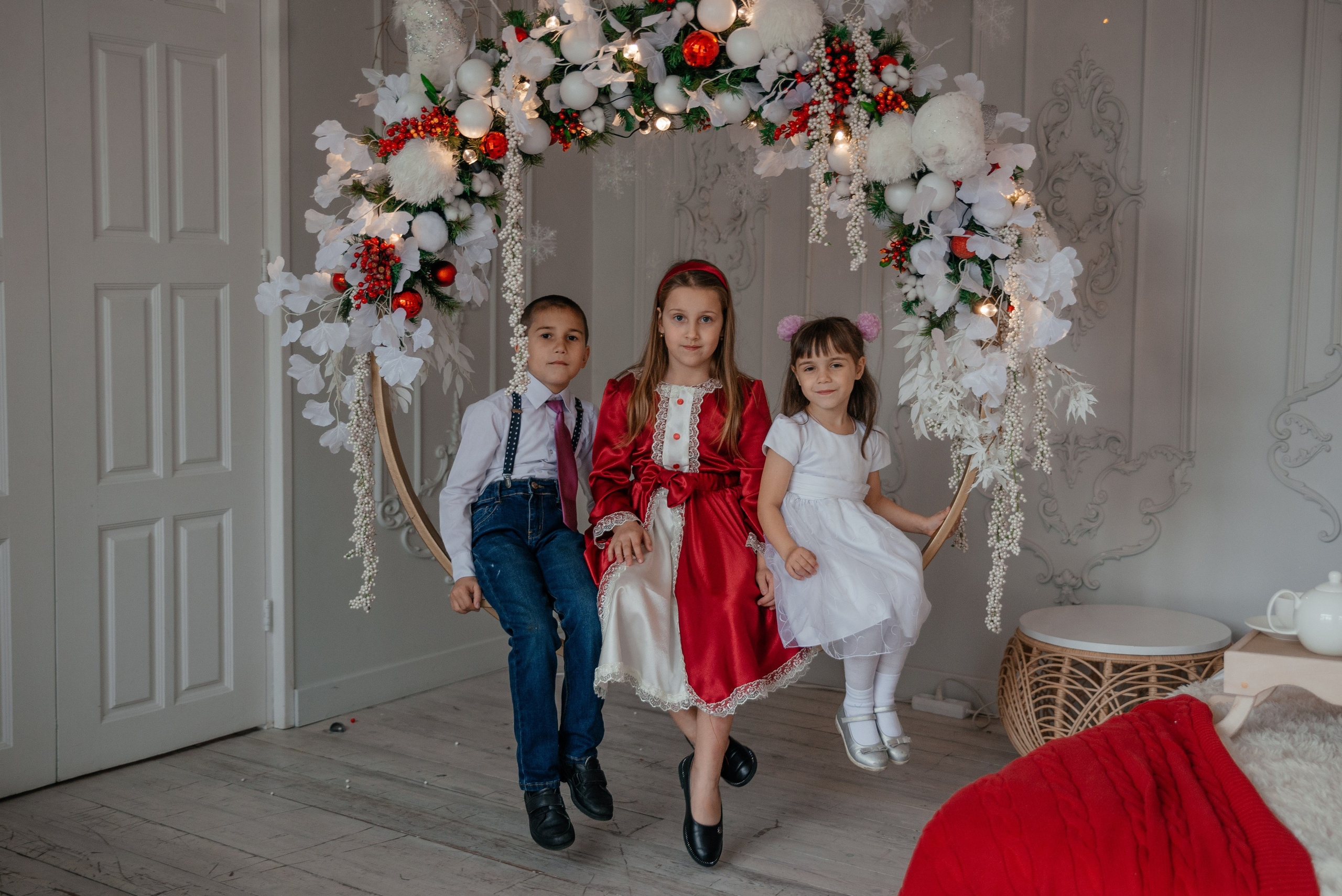 Новый год в красном. Семейный и детский фотограф в г. Артеме и г. Владивостоке Ирина Лазаренко