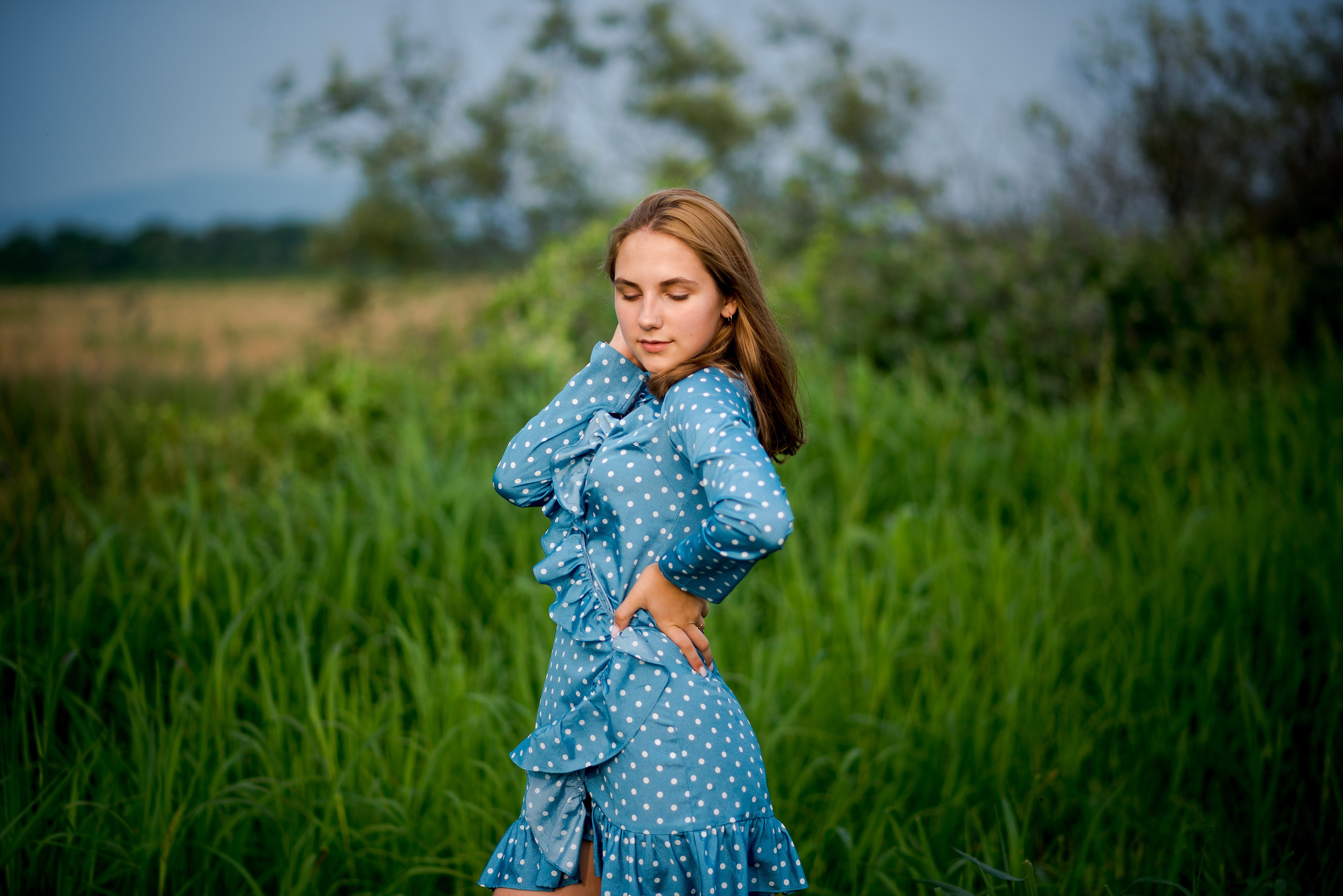 Подружки на поле. Семейный и детский фотограф в г. Артеме и г. Владивостоке Ирина Лазаренко