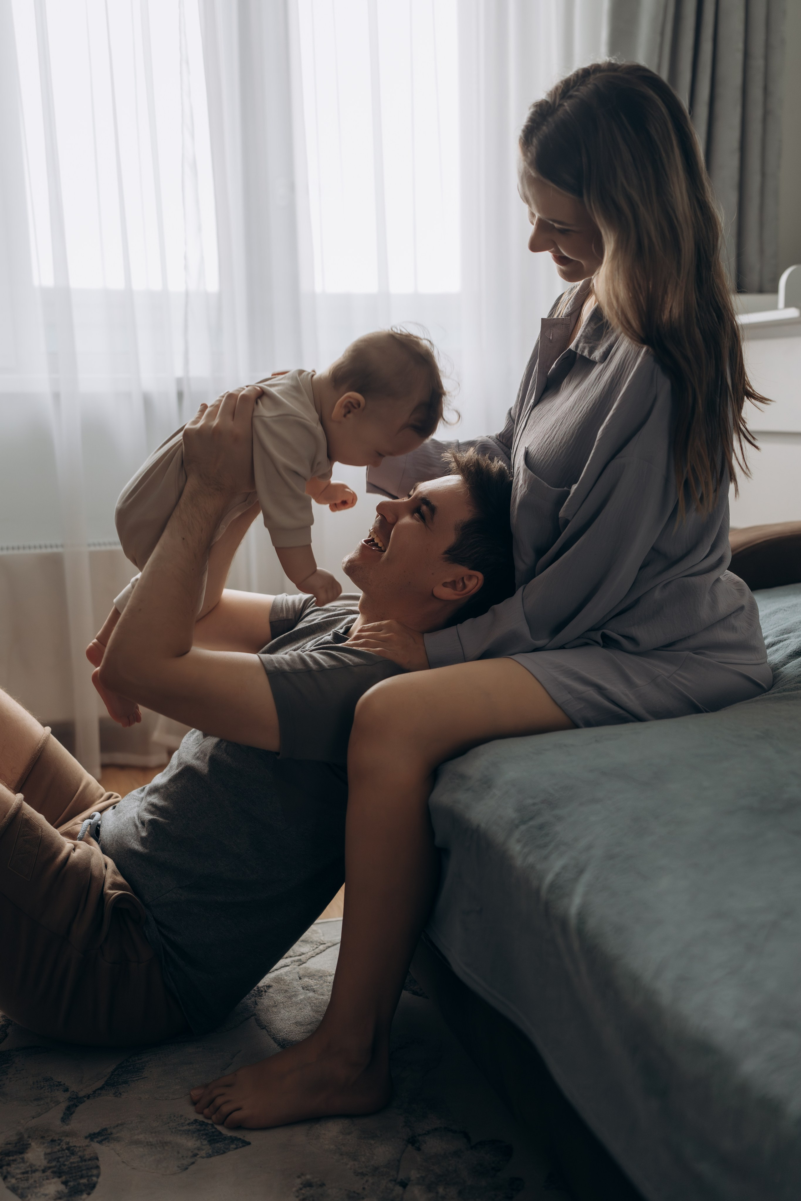 Домашняя фотосессия для Тани, Леши и Ромочки. Детский, семейный и ньюборн фотограф в Москве Юлия Шуарт