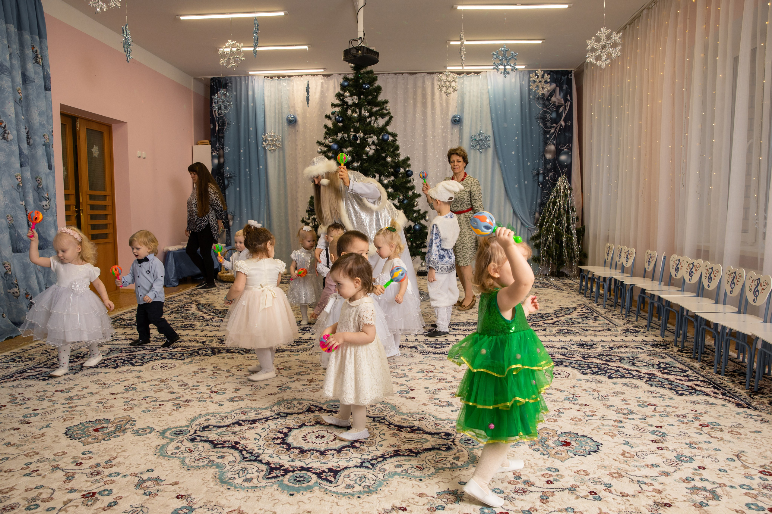 Новогодний утренник Успех. Фотограф в Железнодорожном и Балашихе