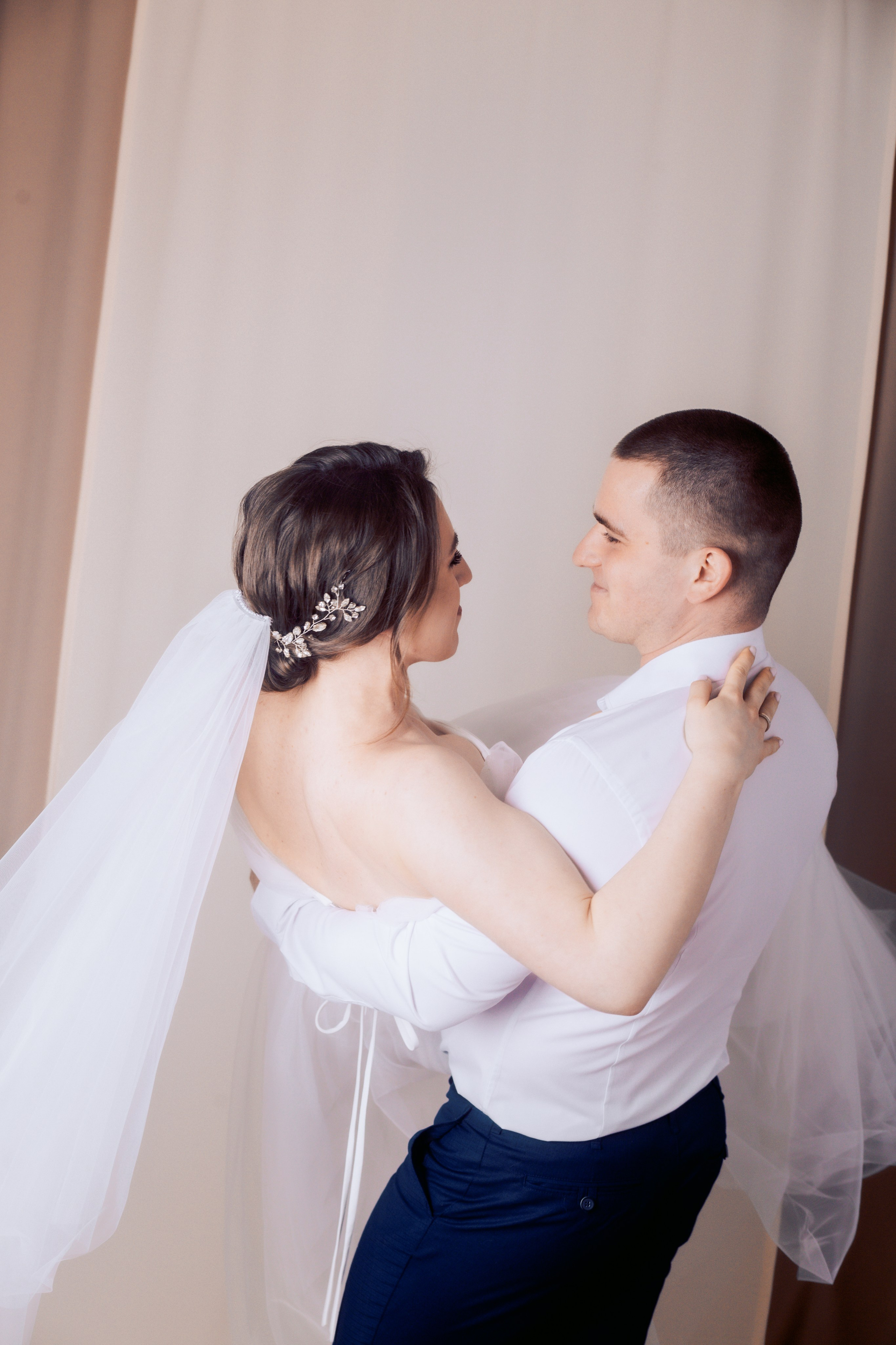 Сборы невесты с женихом. Фотограф Анастасия Залевская