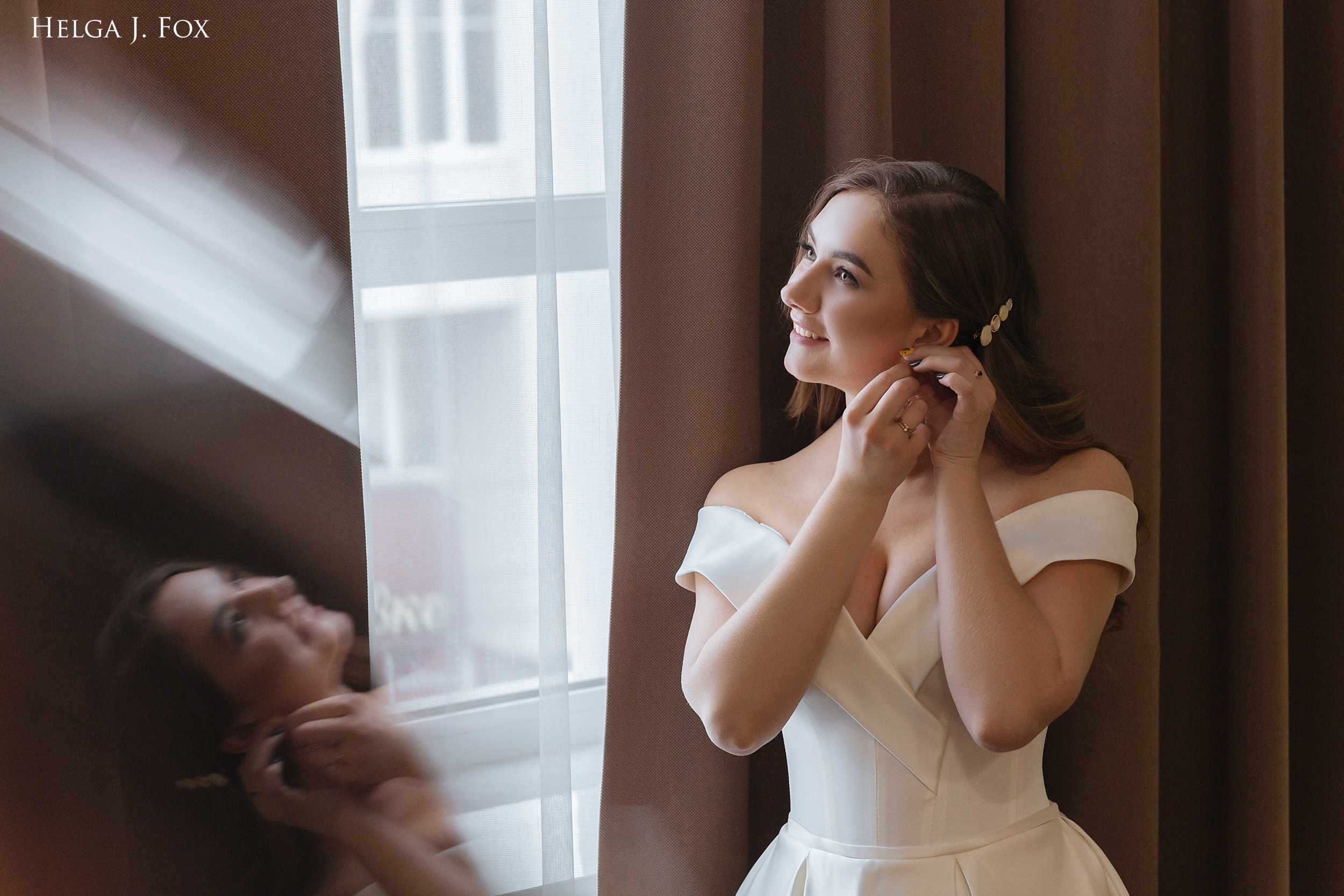 Анастасия и Михаил 💍 Сьемка в отеле. Фотограф в Твери Helga J. Fox