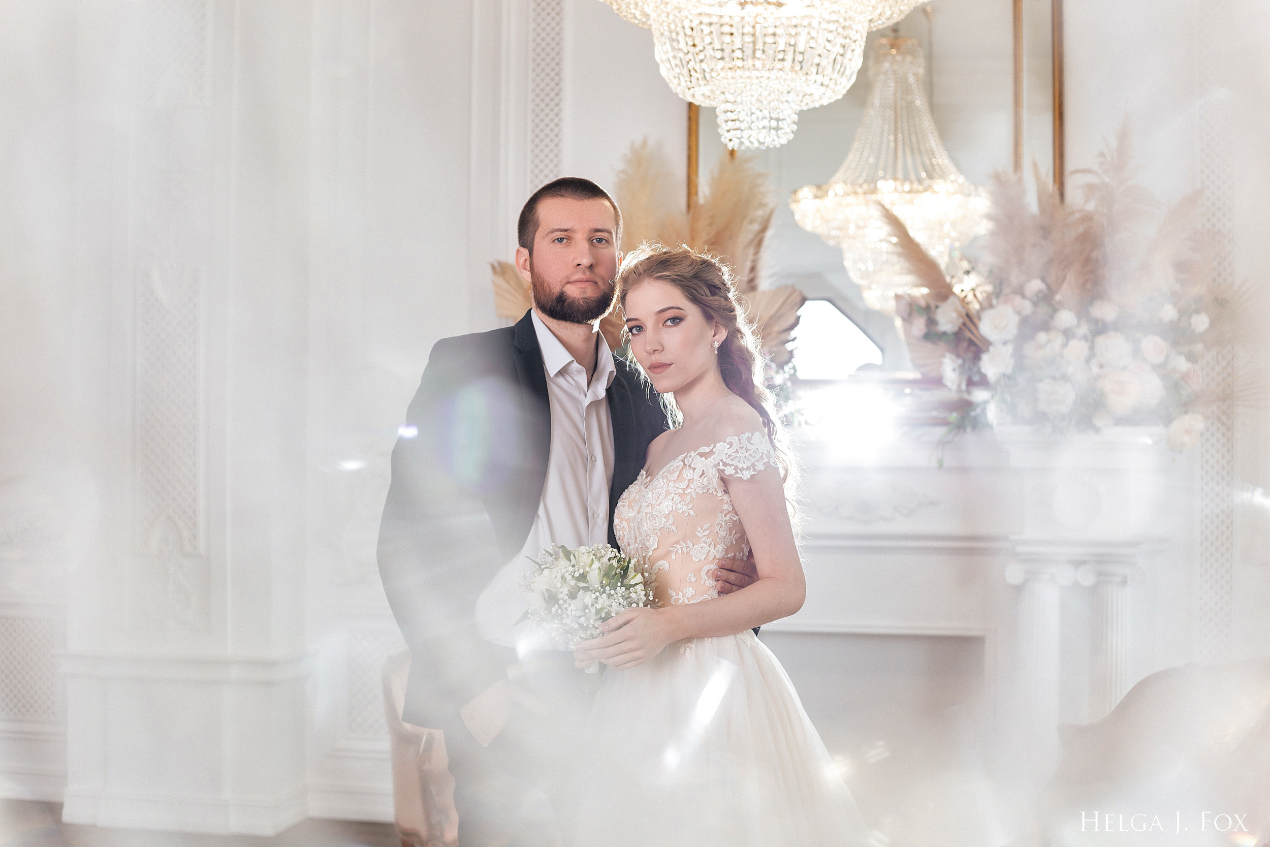 Александра и Даниил 💍 Сьемка в фотостудии. Фотограф в Твери Helga J. Fox