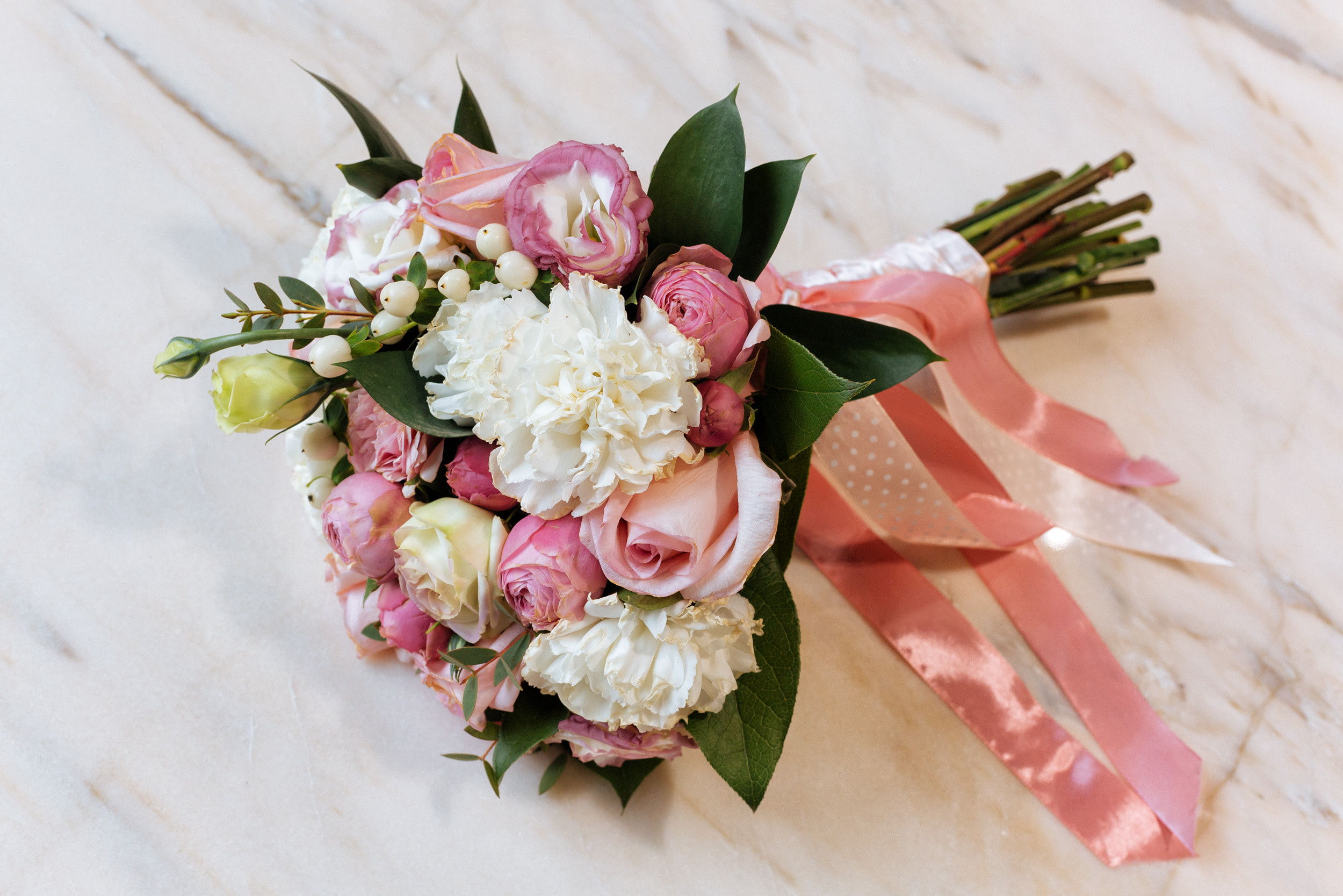 Анастасия и Михаил 💍 Сьемка в отеле. Фотограф в Твери Helga J. Fox