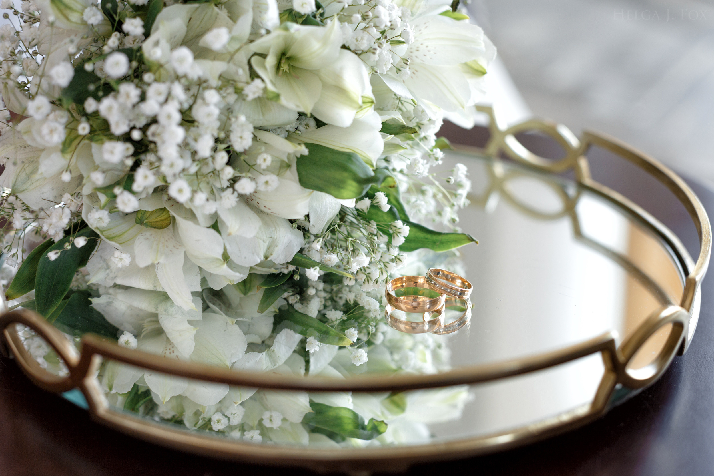 Александра и Даниил 💍 Сьемка в фотостудии. Фотограф в Твери Helga J. Fox