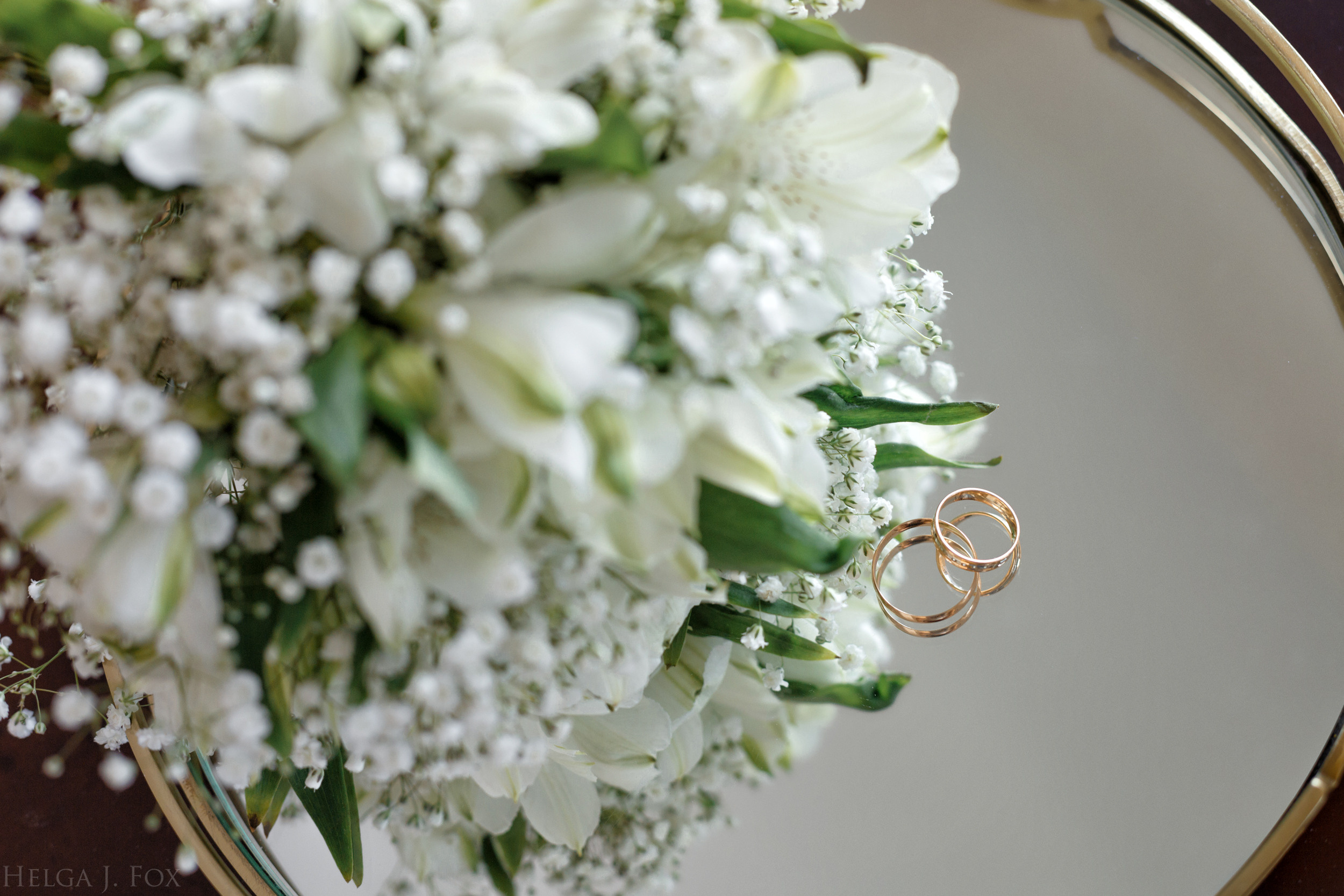 Александра и Даниил 💍 Сьемка в фотостудии. Фотограф в Твери Helga J. Fox