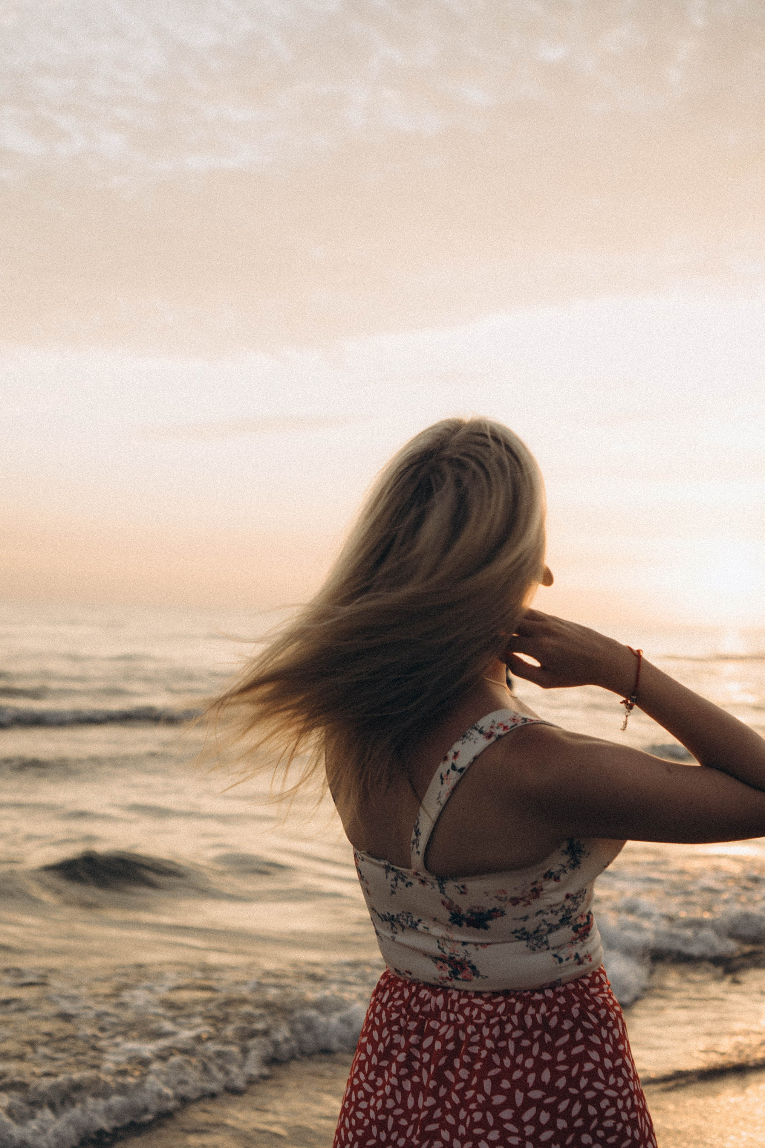 Июльский вечер на берегу черного моря. Профессиональный фотограф, Санкт-Петербург — Виктория Богомолова