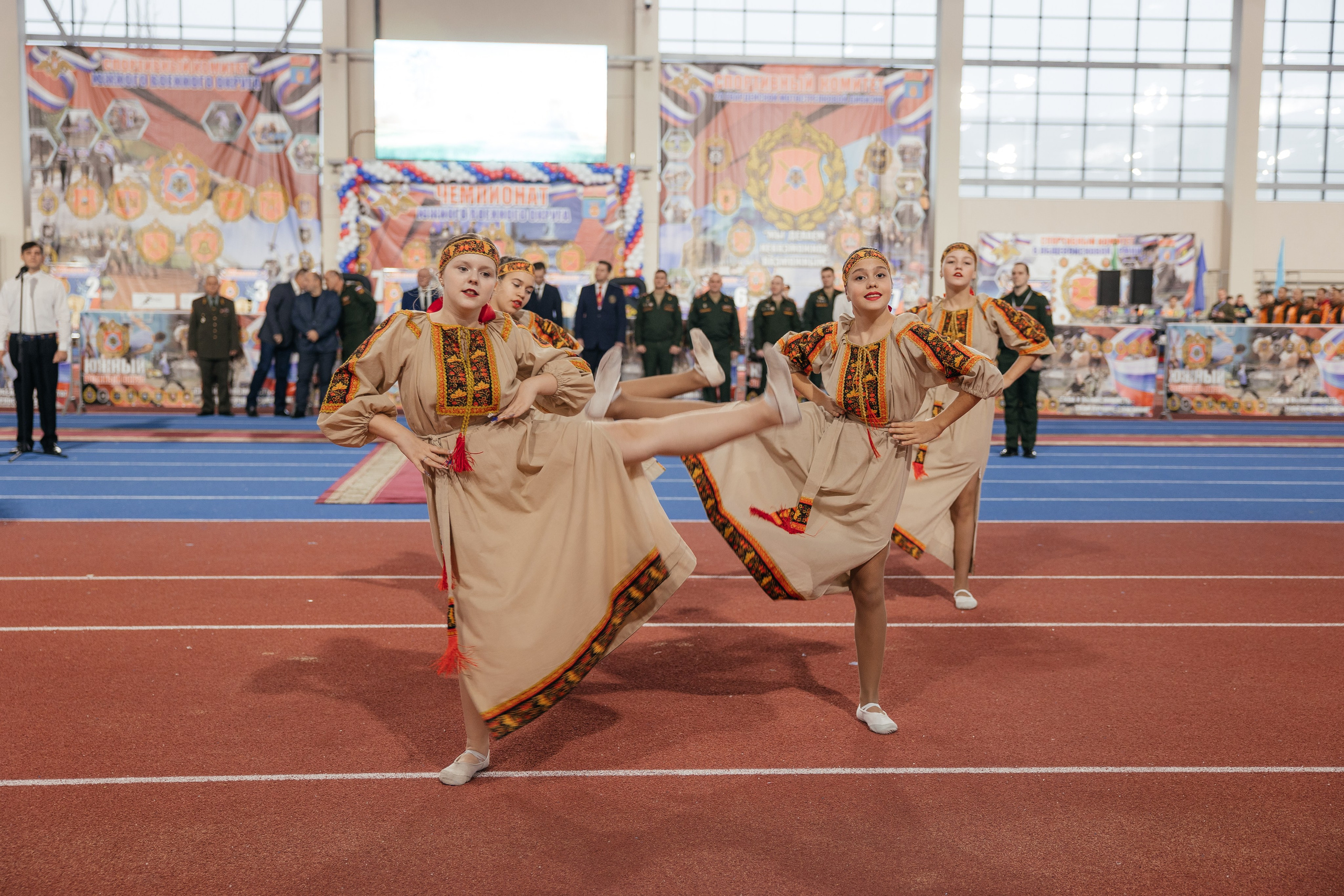 Манеж соревнования. Фотограф Крохин Олег