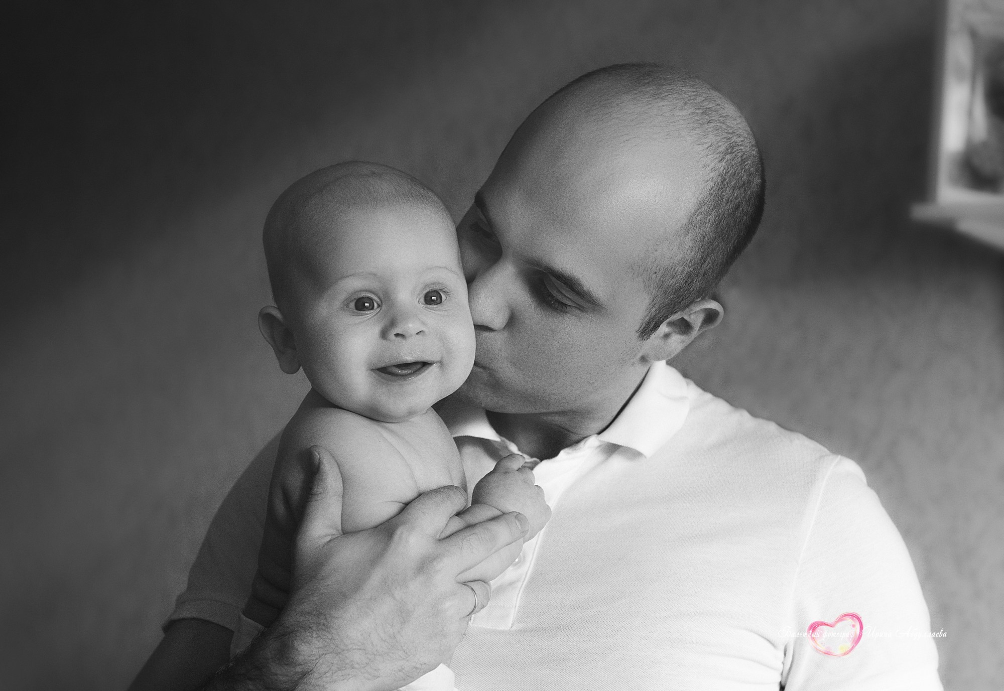 Семейная фотосессия Мирон 5 мес