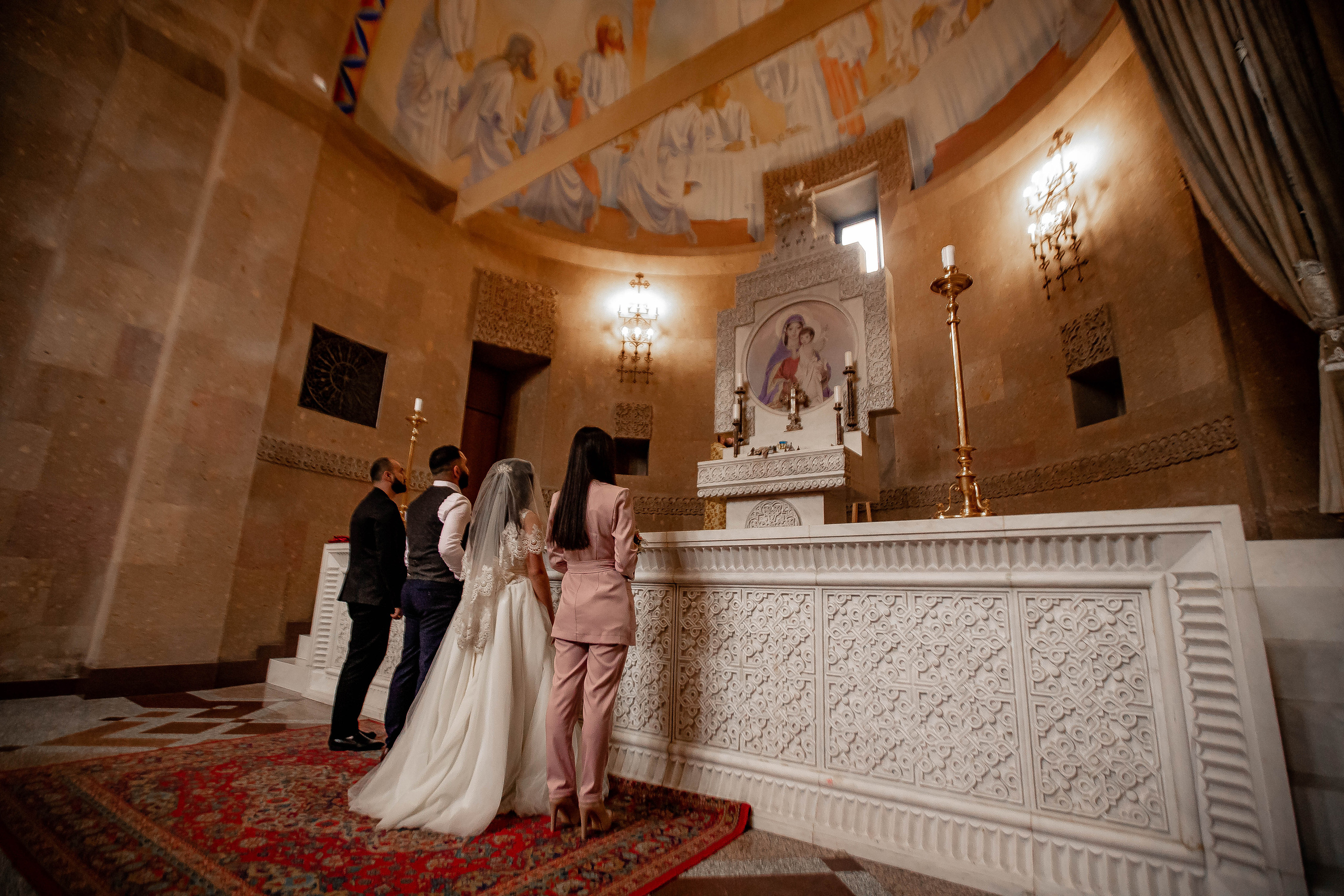 Венчание Карен и Ани. Фотограф