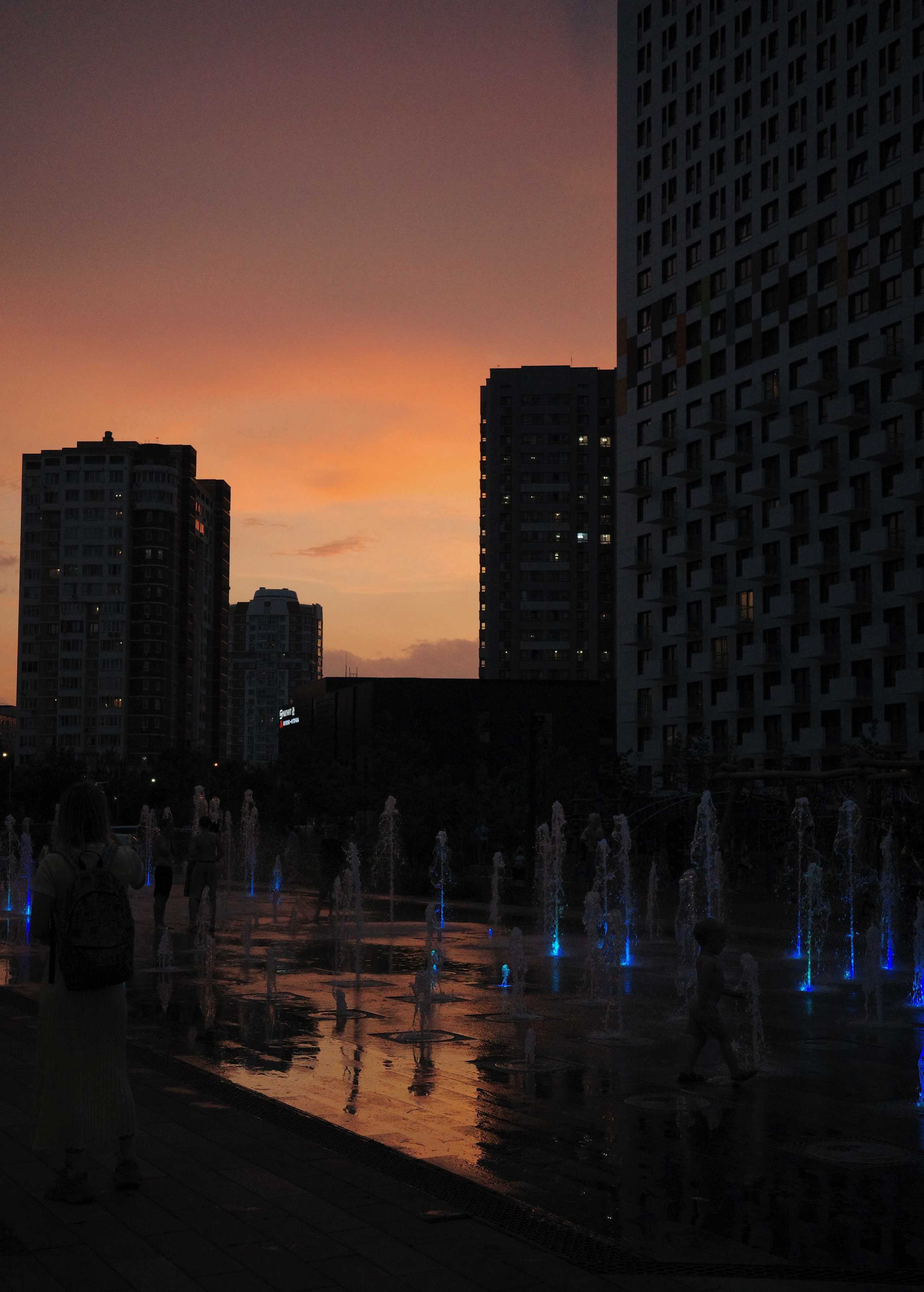 Фотопоток. Проект «Фотокладовка»: блог уличной фотографии в формате street photo