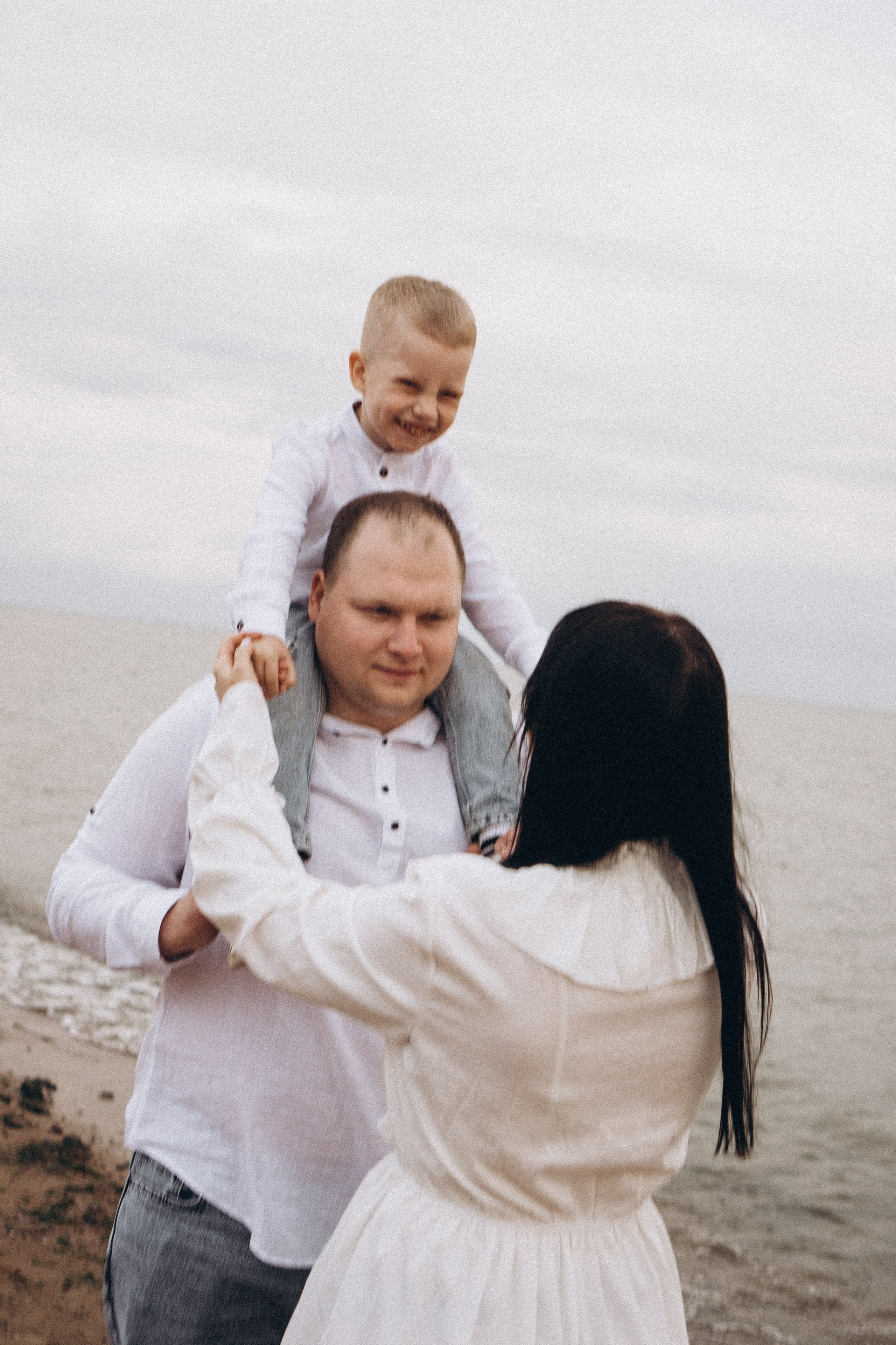 Семейная история на берегу залива. Профессиональный фотограф, Санкт-Петербург — Виктория Богомолова