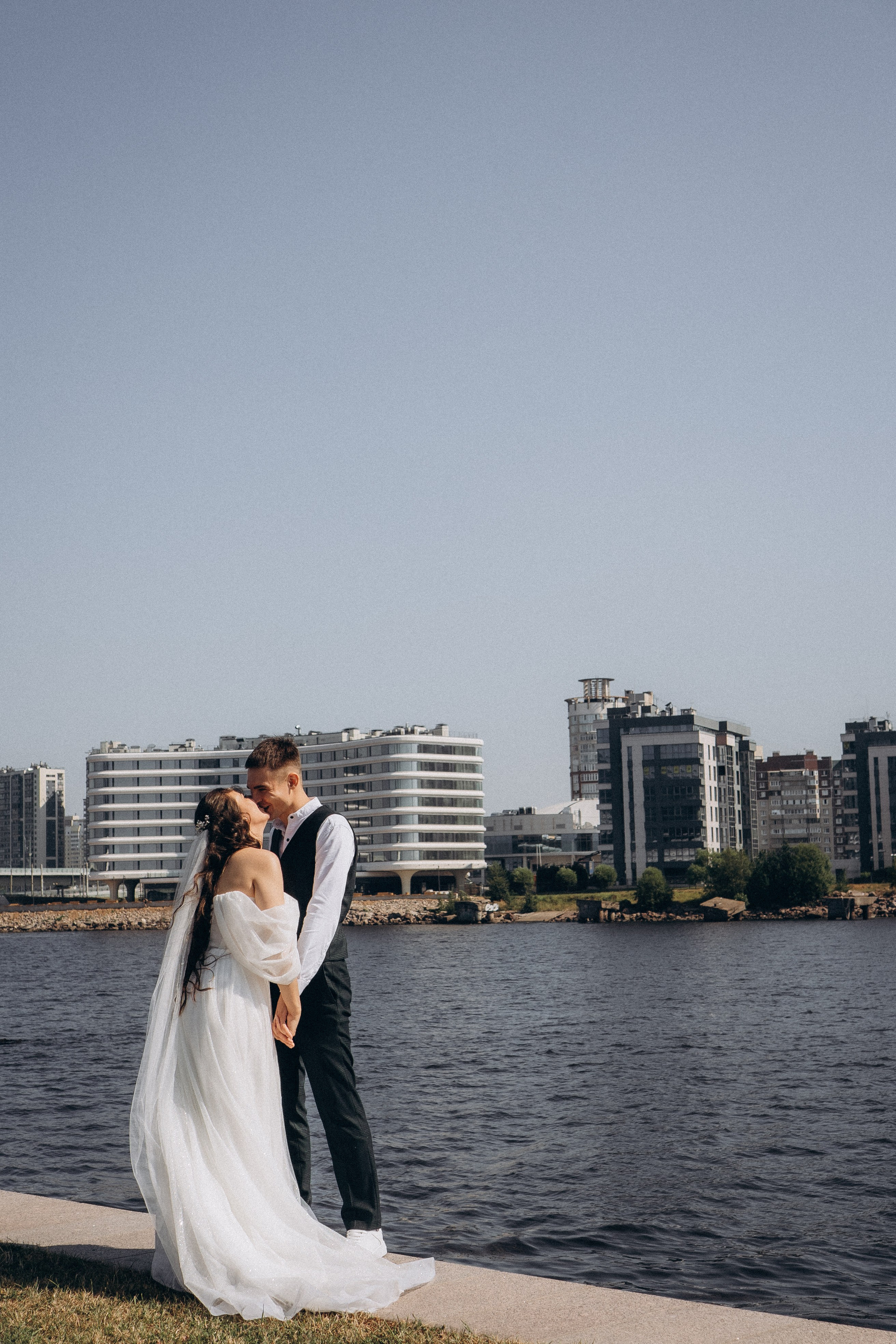 СВАДЕБНАЯ СЬЕМК В ПАРКЕ 300-ЛЕТИЯ. Профессиональный фотограф, Санкт-Петербург — Виктория Богомолова