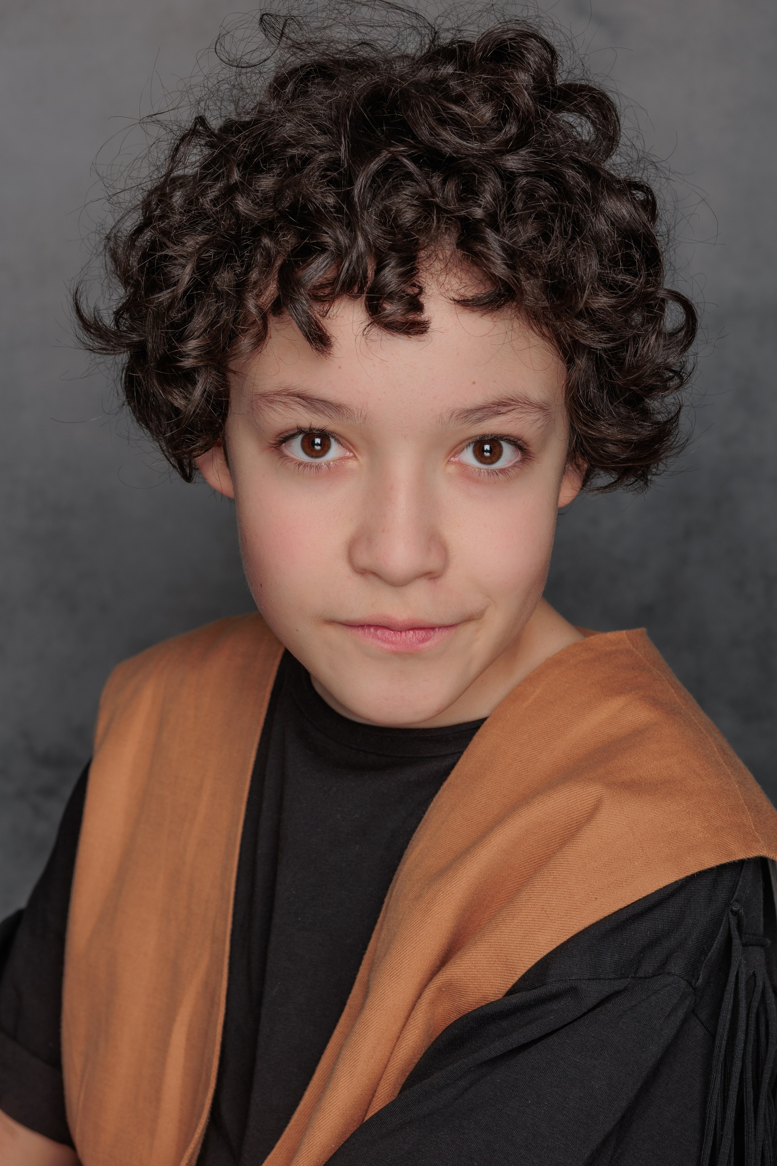 ЛЕОН. Я фотограф из Москвы к Вашим услугам