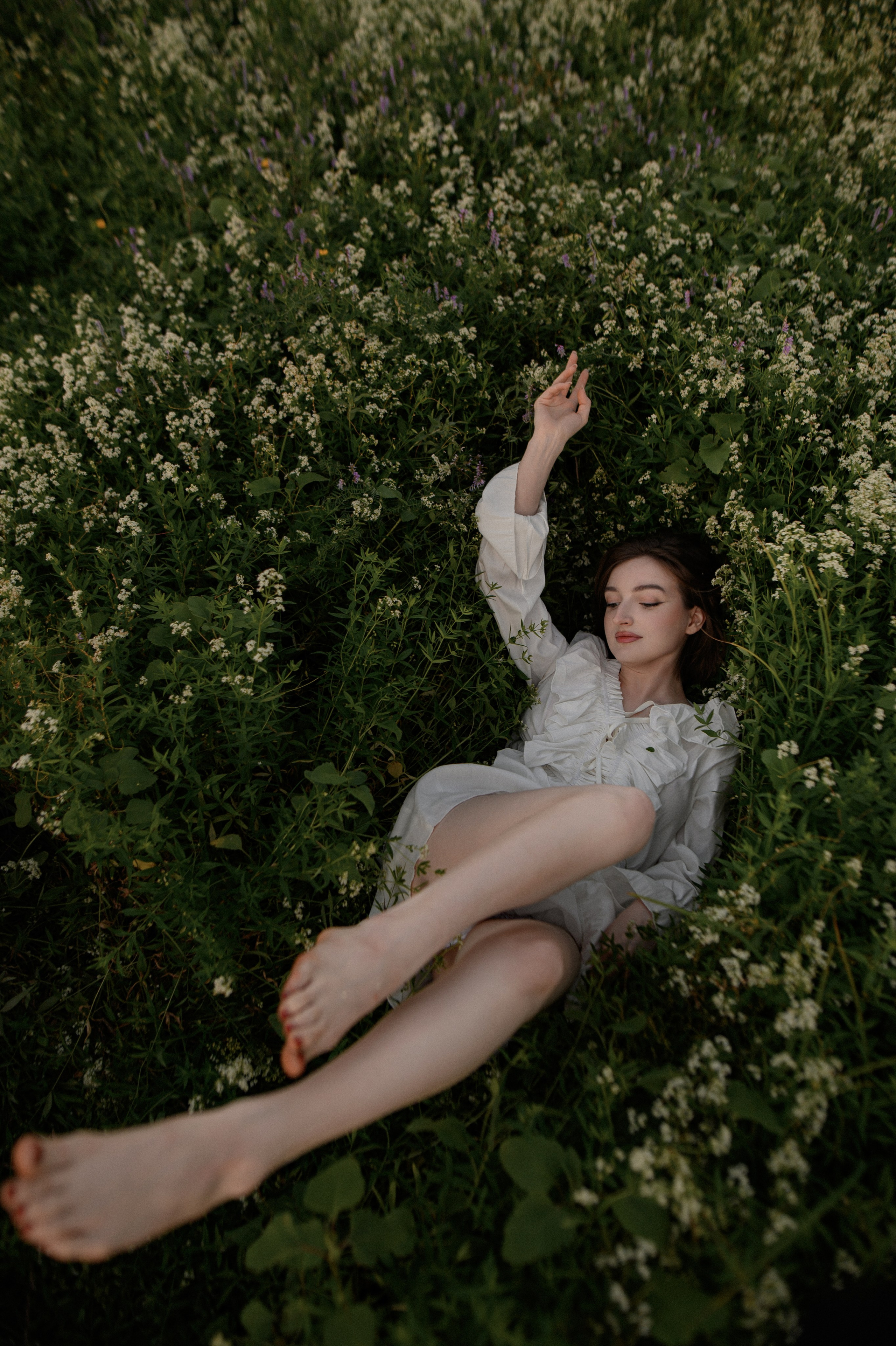 Полина и поле. Www.ostermiller.ru